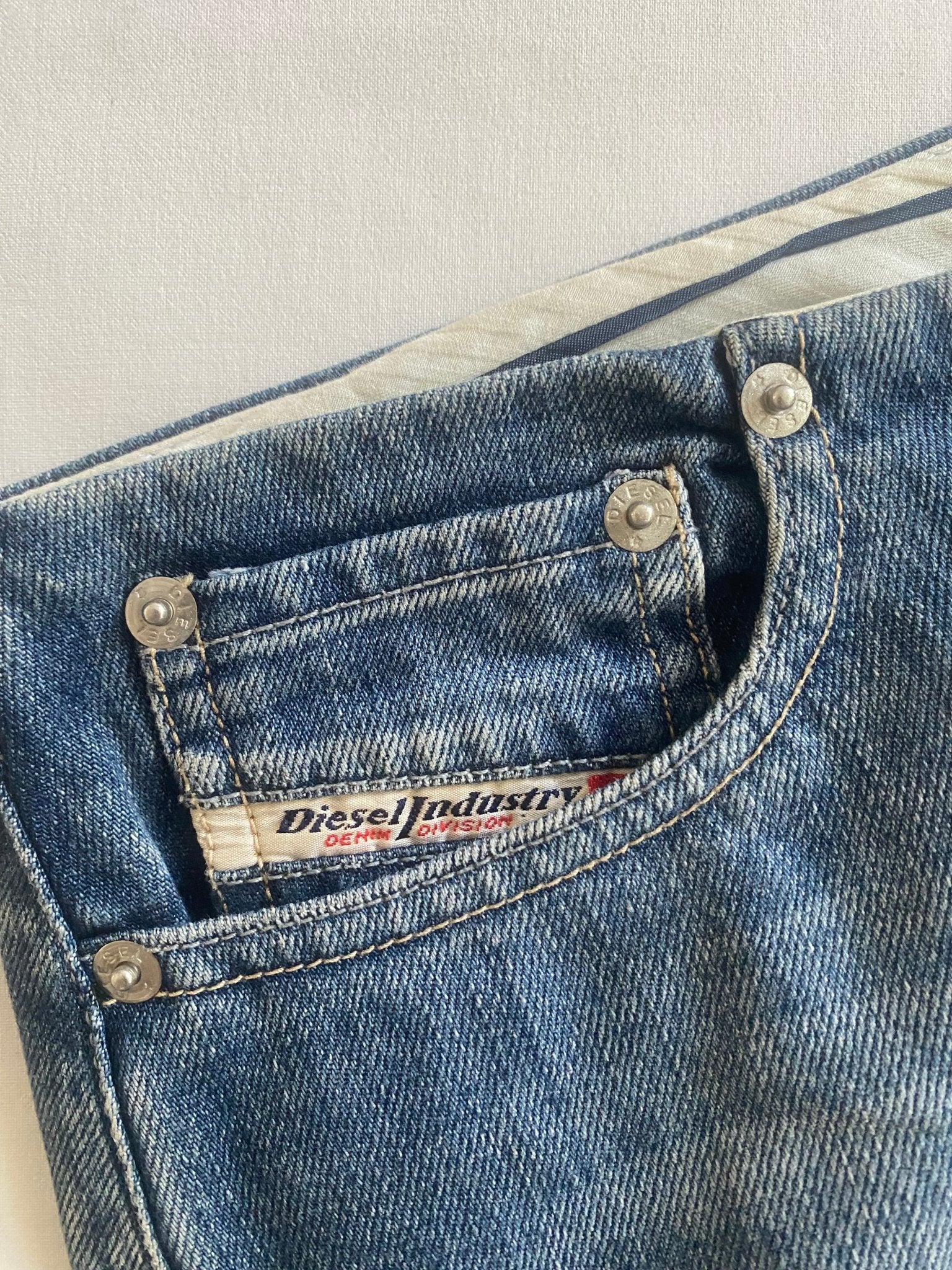 Fustă Y2K Diesel Denim Pencil – Mărime US 26 (EU 38) 👖✂️ - anbracaminte