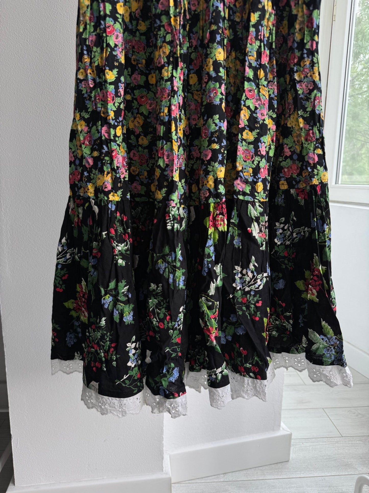 🌸 Fustă Y2K Floral – Vâscoză – EU 36 (S) - anbracaminte