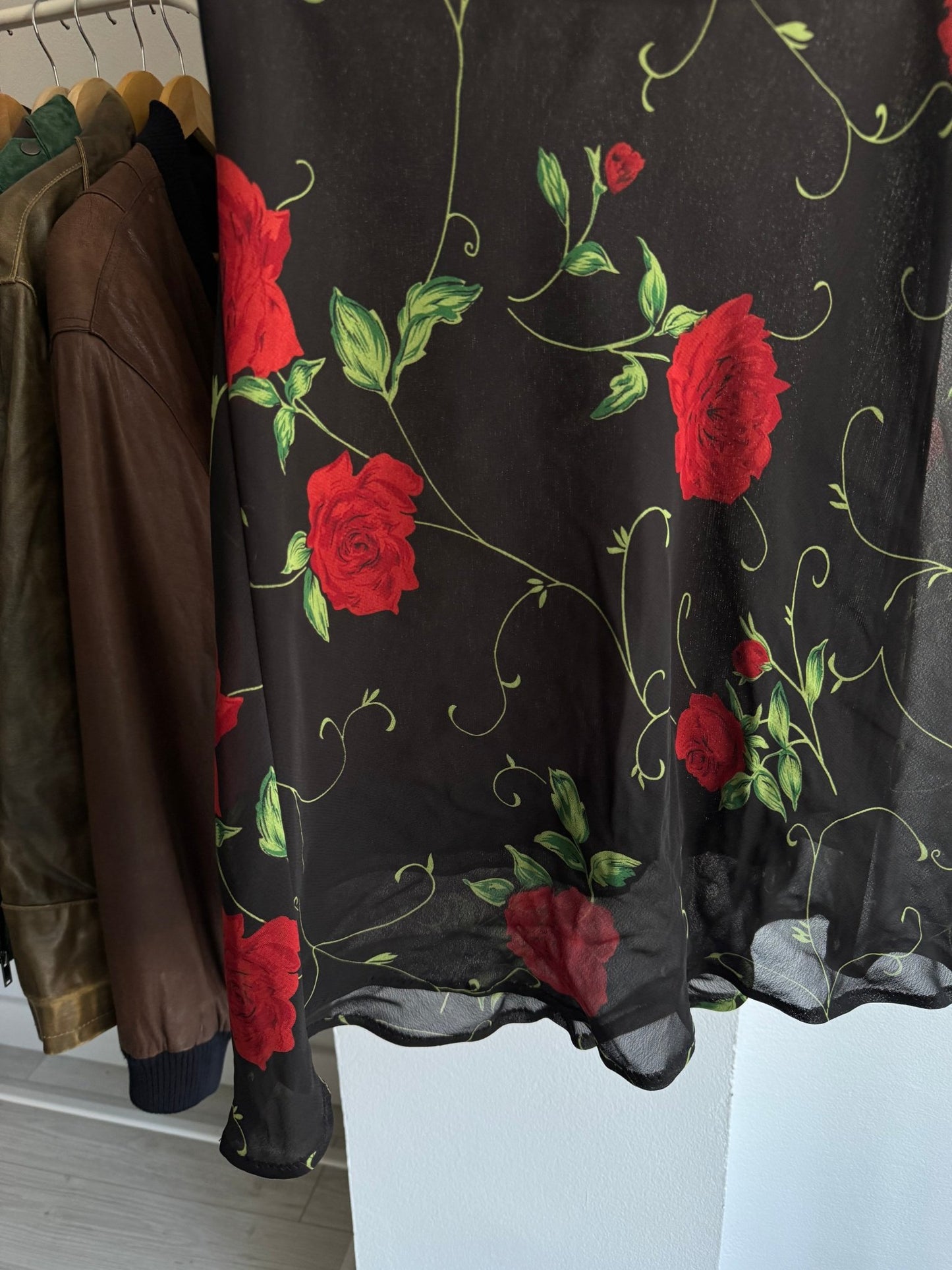 🌹 Fustă Y2K Rose Printed – M Damă - anbracaminte