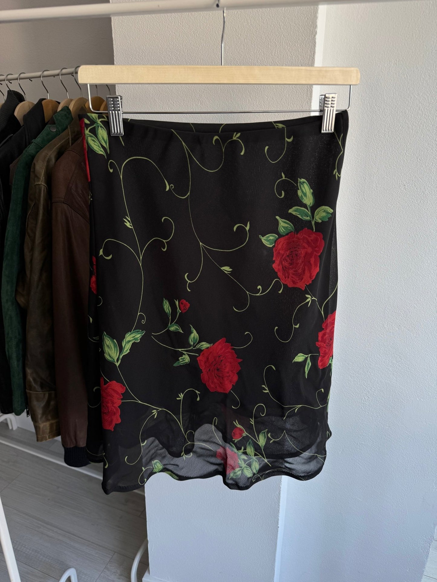 🌹 Fustă Y2K Rose Printed – M Damă - anbracaminte