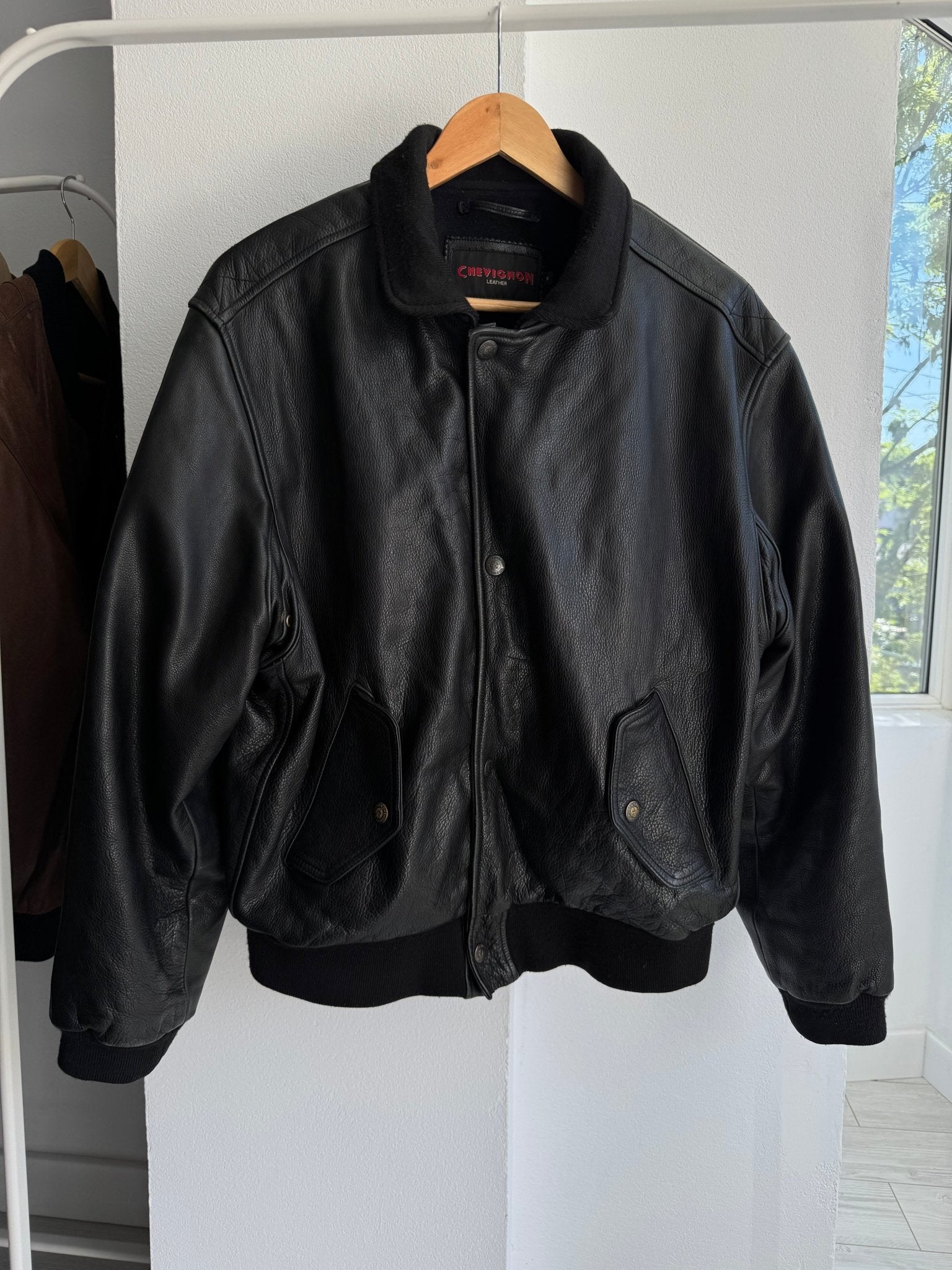 ✈️ Geacă Bomber Vintage Chevignon din Piele de Vacă – M - anbracaminte
