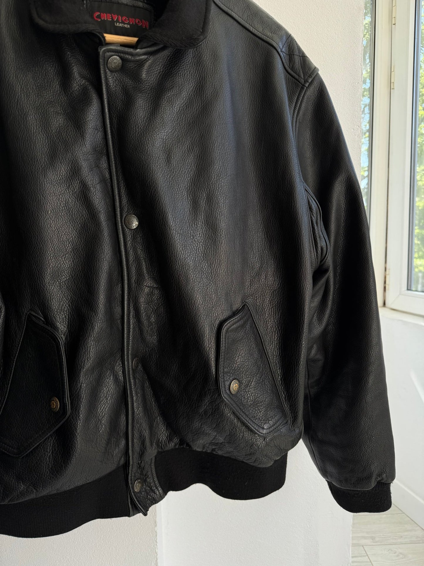 ✈️ Geacă Bomber Vintage Chevignon din Piele de Vacă – M - anbracaminte