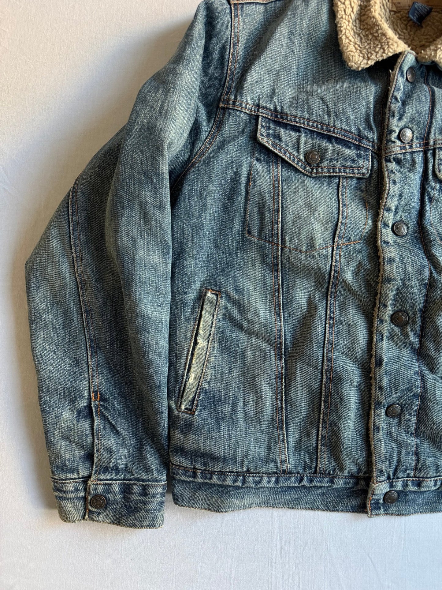 👖 Geacă Denim Vintage Distressed cu Căptușeală Sherpa – XL - anbracaminte