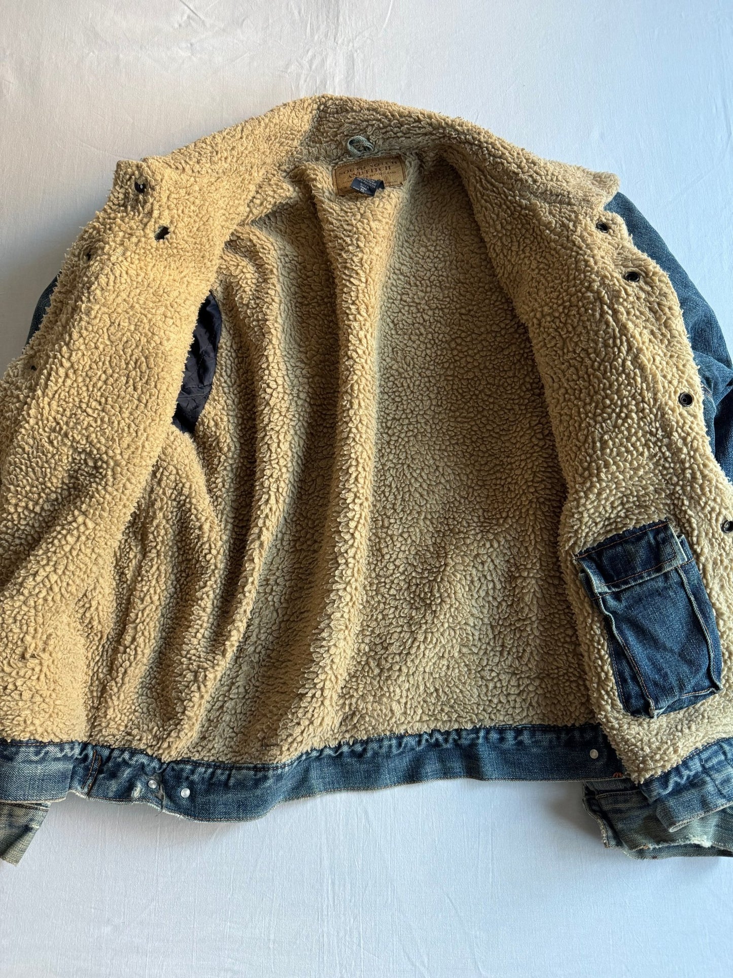 👖 Geacă Denim Vintage Distressed cu Căptușeală Sherpa – XL - anbracaminte
