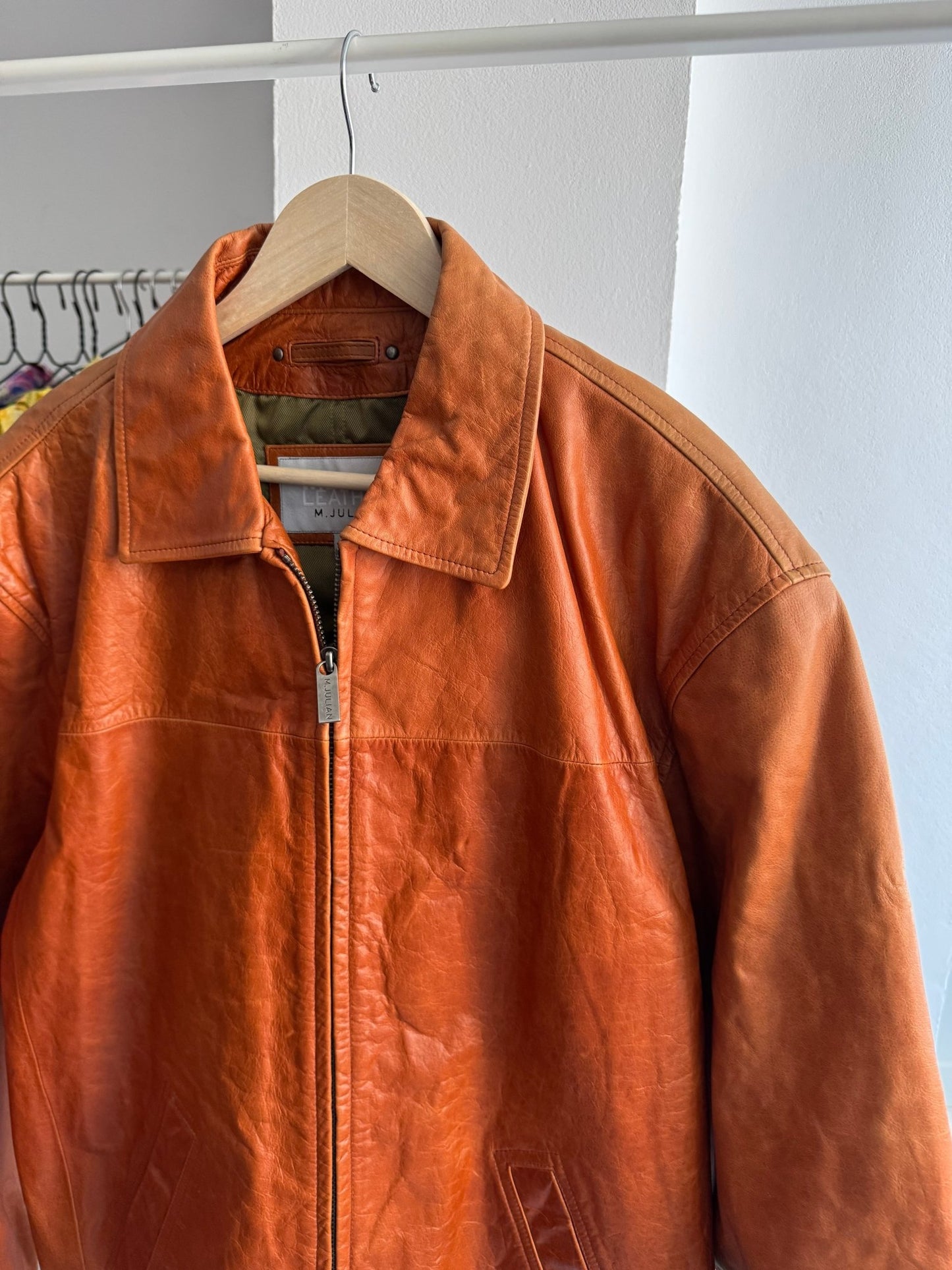 Geacă din piele Vintage Wilson’s Leather cu patină naturală – L Bărbați - anbracaminte