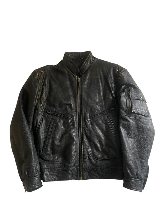 geacă neagră din piele, mâneci detașabile, vedere frontală