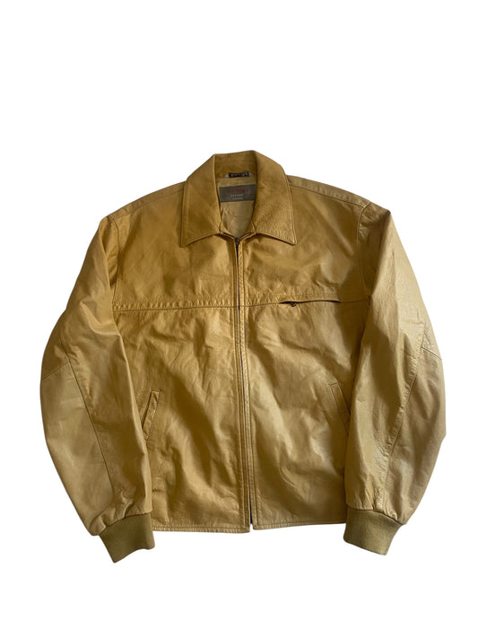 geacă crem din piele vintage, vedere frontală, guler mare

