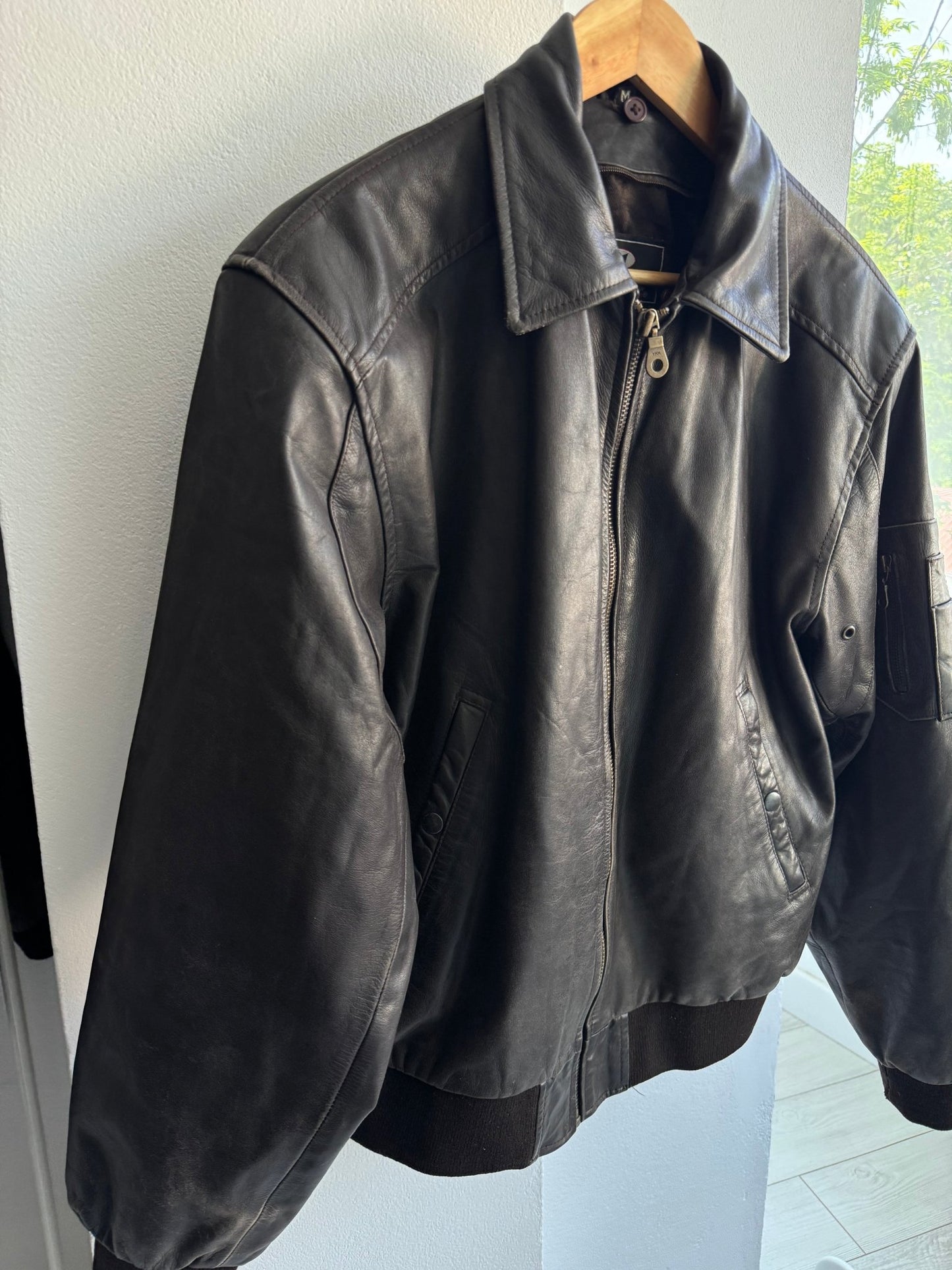 ✈️ Geacă Vintage Bărbați Aviator din Piele – M (Cropped & Boxy Fit) - anbracaminte