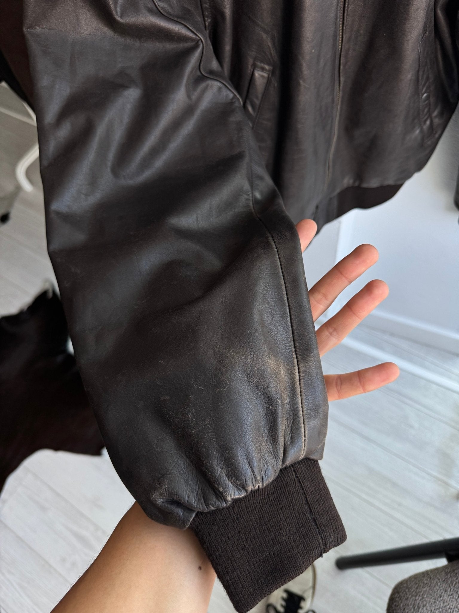 ✈️ Geacă Vintage Bărbați Aviator din Piele – M (Cropped & Boxy Fit) - anbracaminte