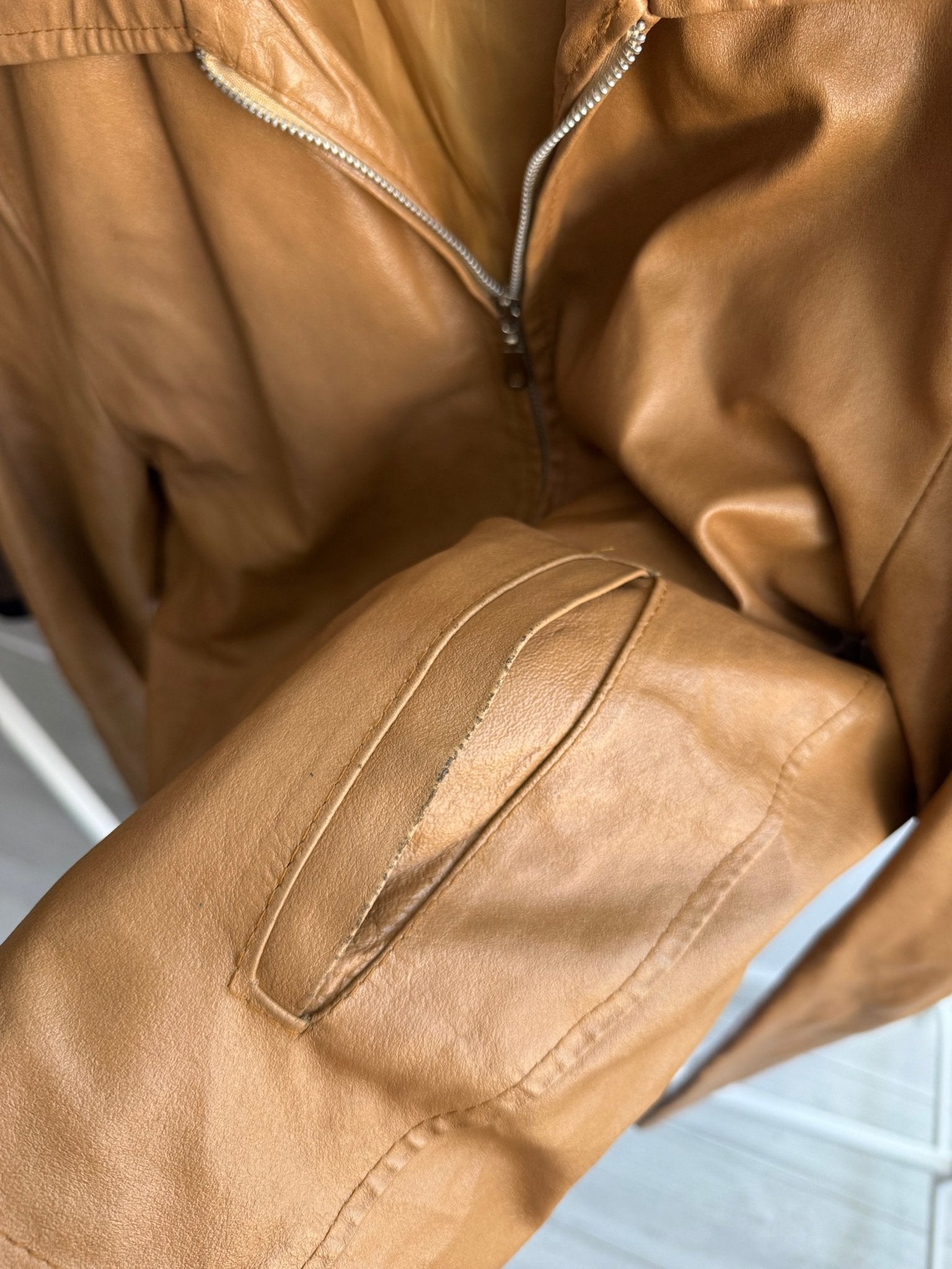 🍨 Geacă Vintage Bărbați din Piele Crem – L – Made in Italy - anbracaminte