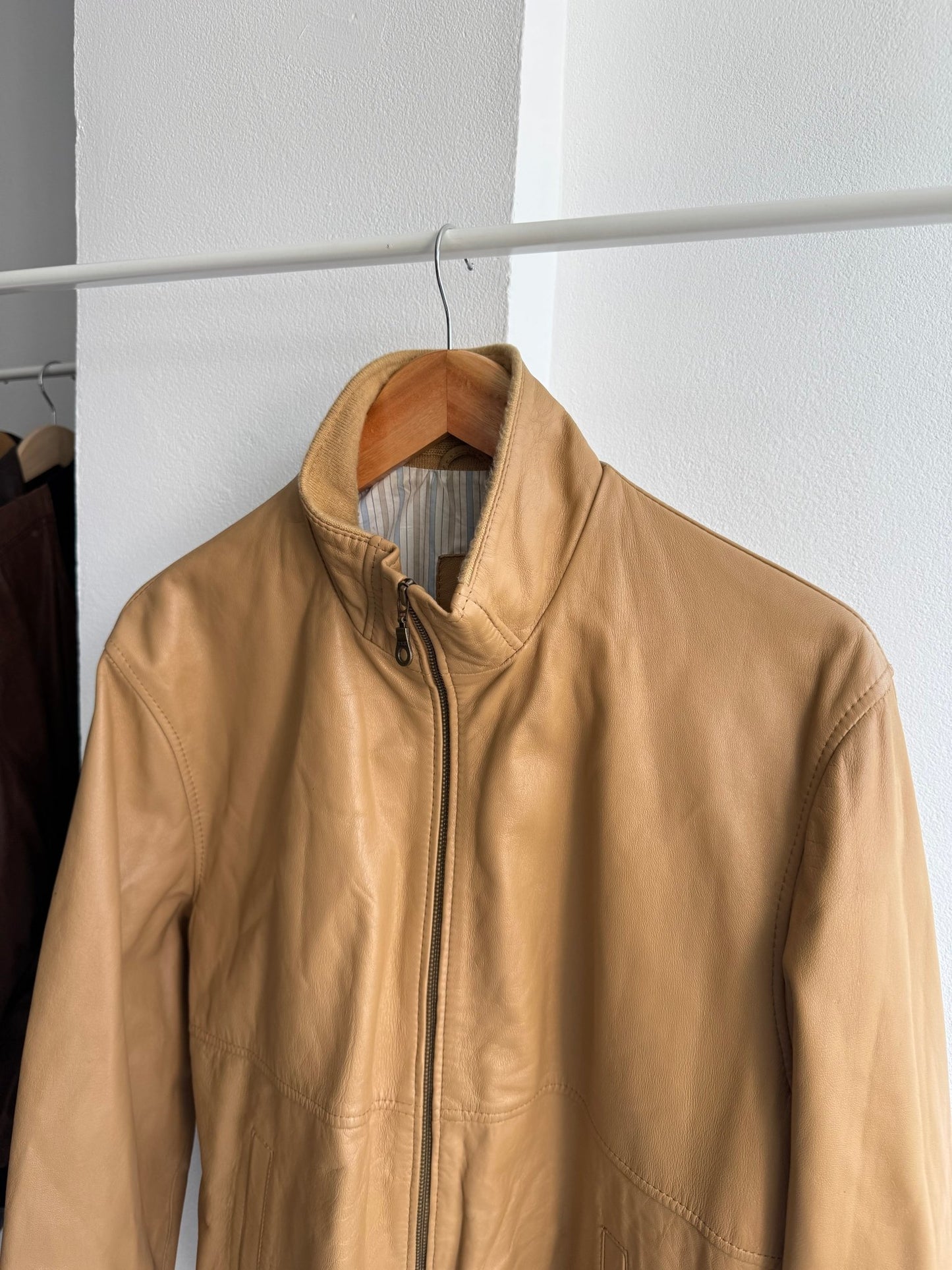 🍨 Geacă Vintage Bărbați din Piele Crem – M/L (46) – Made in Italy - anbracaminte