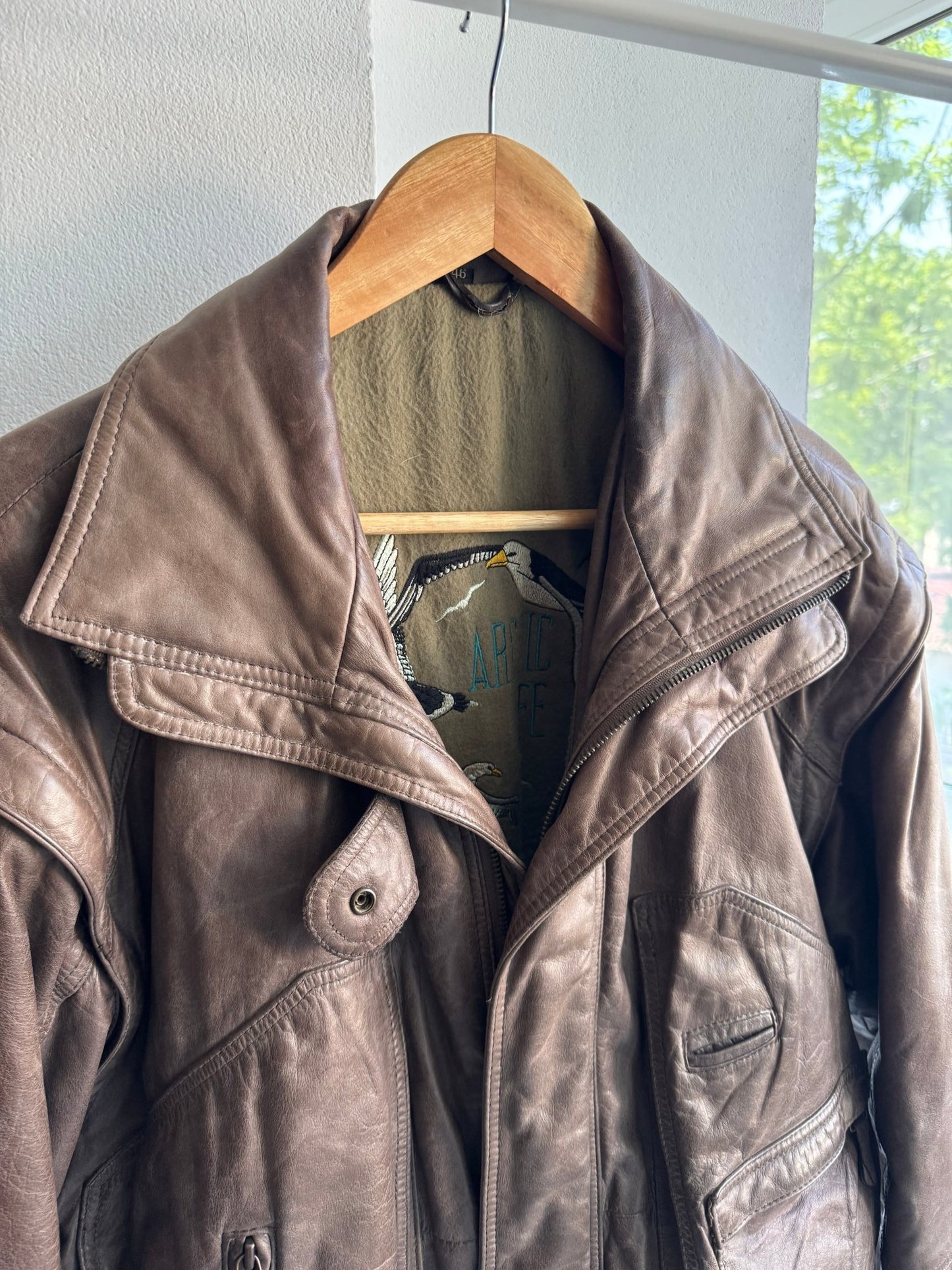 ☀️ Geacă Vintage Bărbați din Piele de Vacă (Cowhide) – Utility Jacket cu Mâneci Detașabile – M (46) - anbracaminte