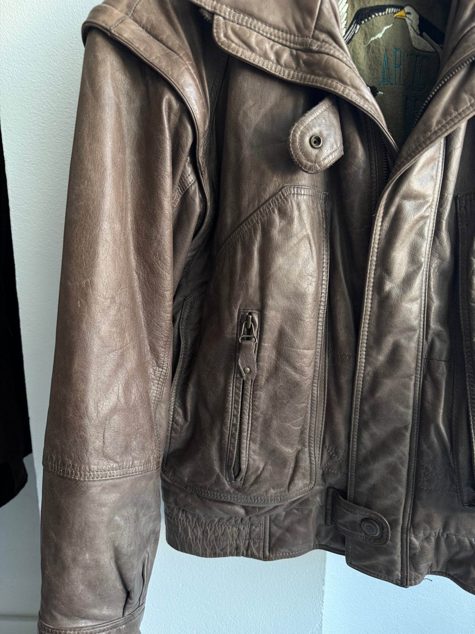 ☀️ Geacă Vintage Bărbați din Piele de Vacă (Cowhide) – Utility Jacket cu Mâneci Detașabile – M (46) - anbracaminte