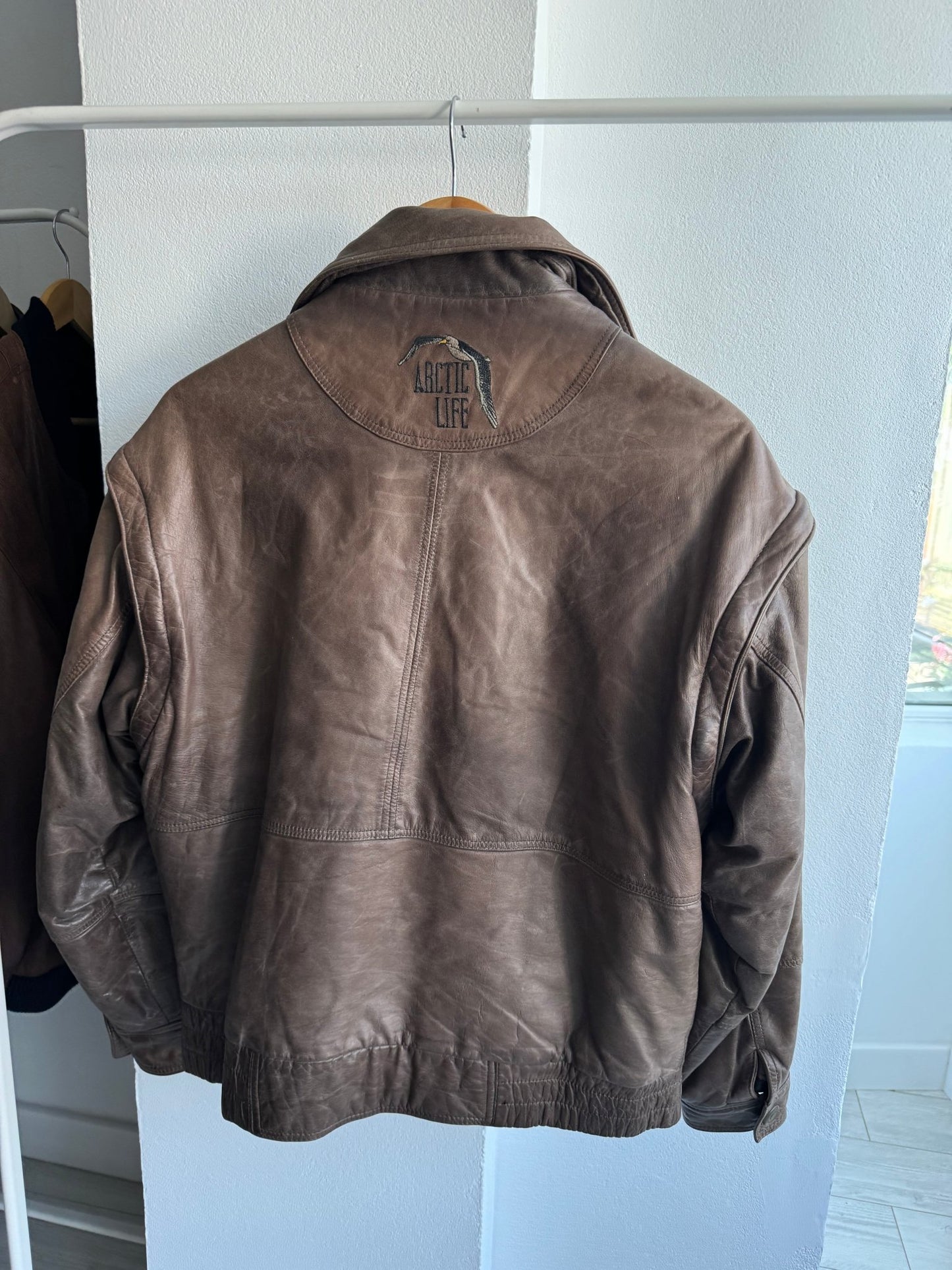 ☀️ Geacă Vintage Bărbați din Piele de Vacă (Cowhide) – Utility Jacket cu Mâneci Detașabile – M (46) - anbracaminte