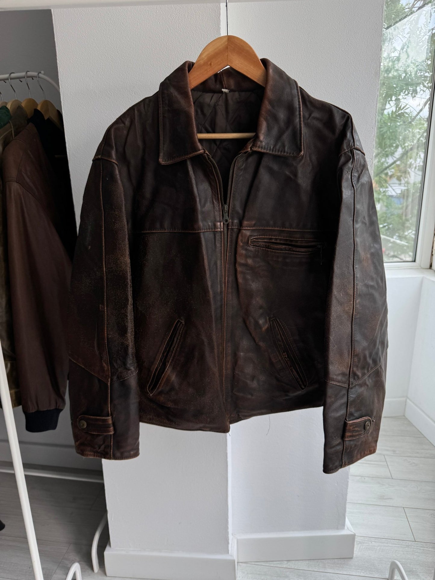 🏍️ Geacă Vintage Bărbați din Piele Faded & Distressed – M (Boxy Fit) - anbracaminte
