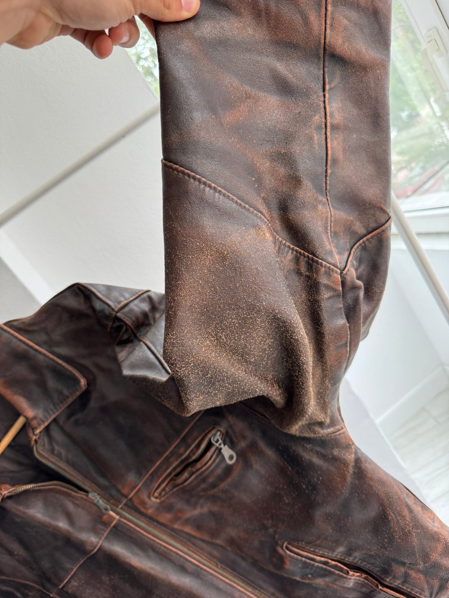 🏍️ Geacă Vintage Bărbați din Piele Faded & Distressed – M (Boxy Fit) - anbracaminte