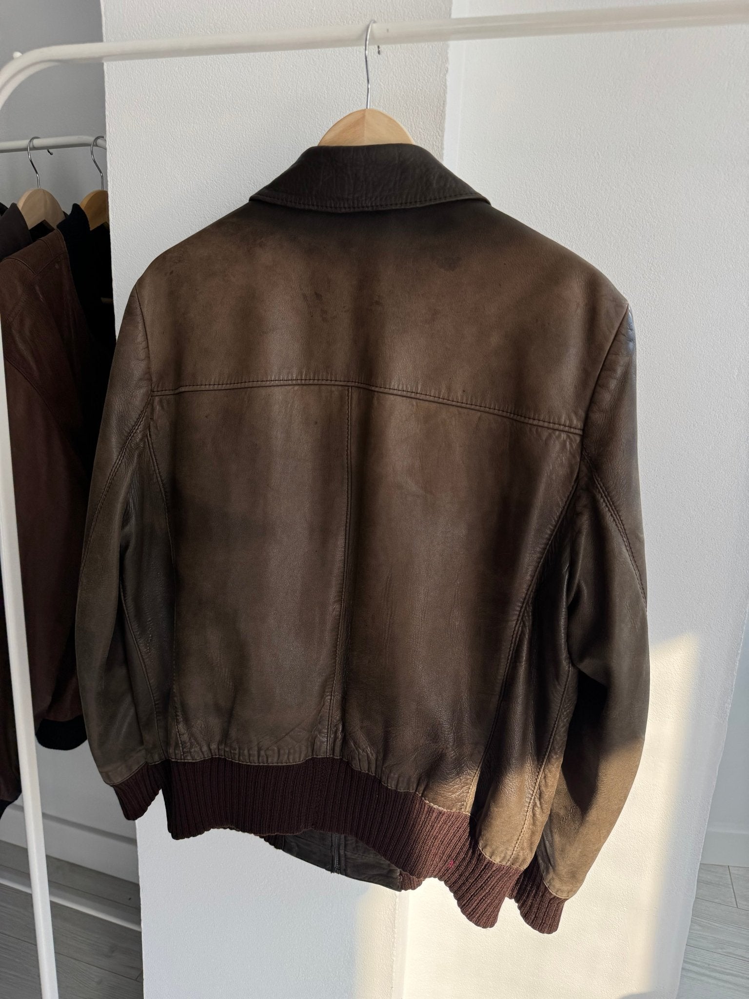 🤎 Geacă Vintage Bărbați din Piele Maro – Faded & Patina – Cropped Fit (M) - anbracaminte