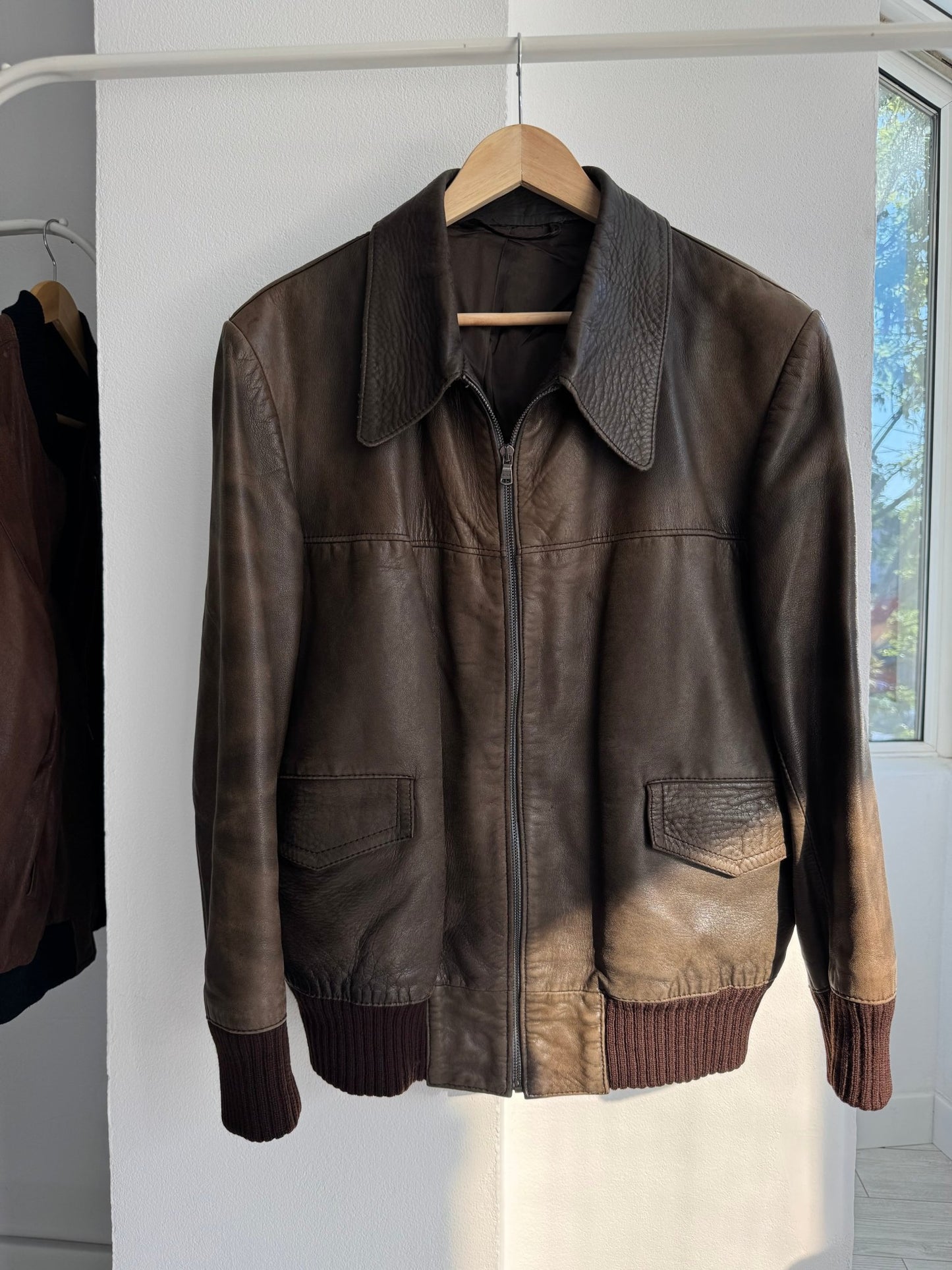 🤎 Geacă Vintage Bărbați din Piele Maro – Faded & Patina – Cropped Fit (M) - anbracaminte