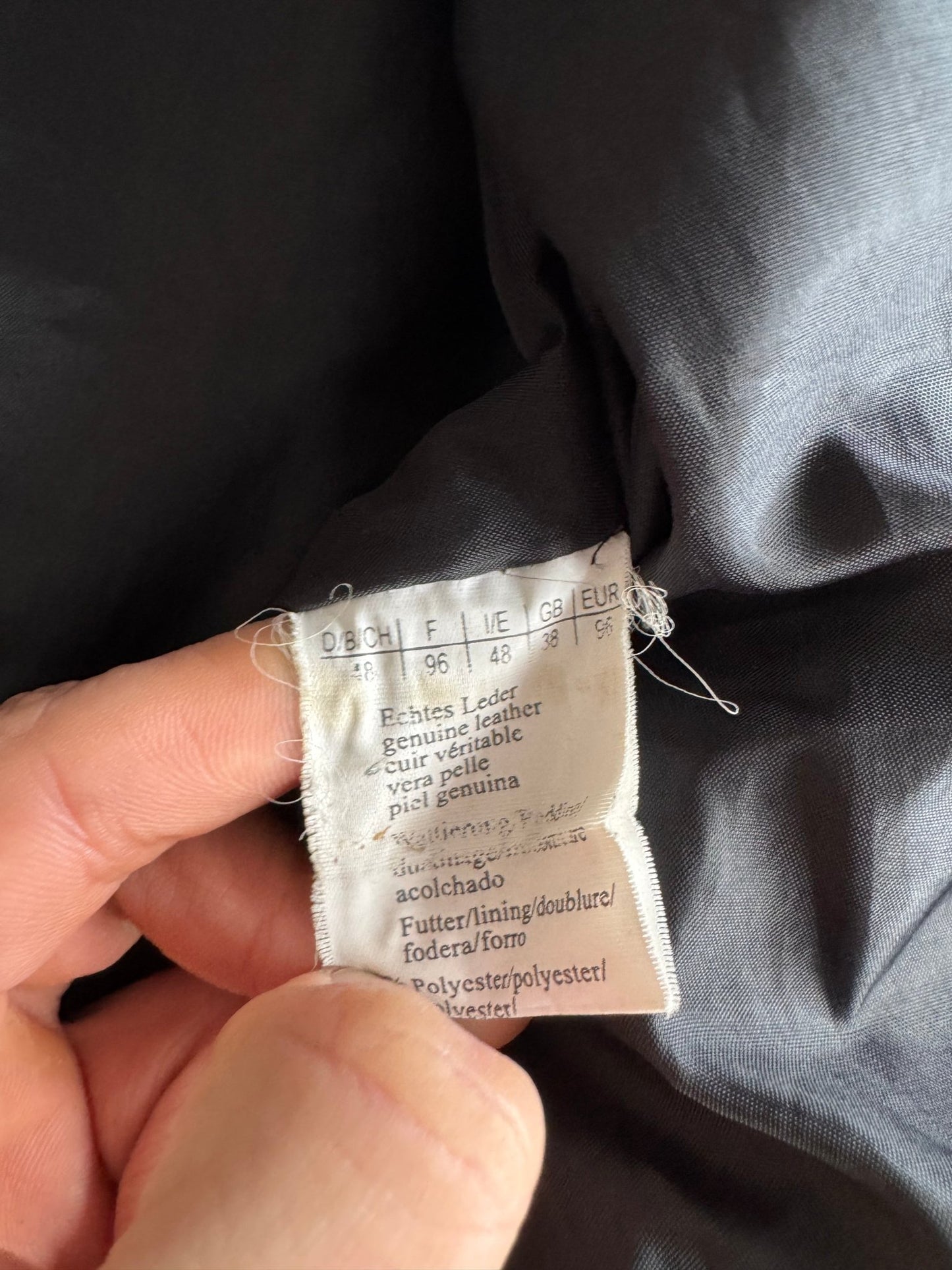 ☕️ Geacă Vintage Bărbați din Piele Neagră – M (48) - anbracaminte