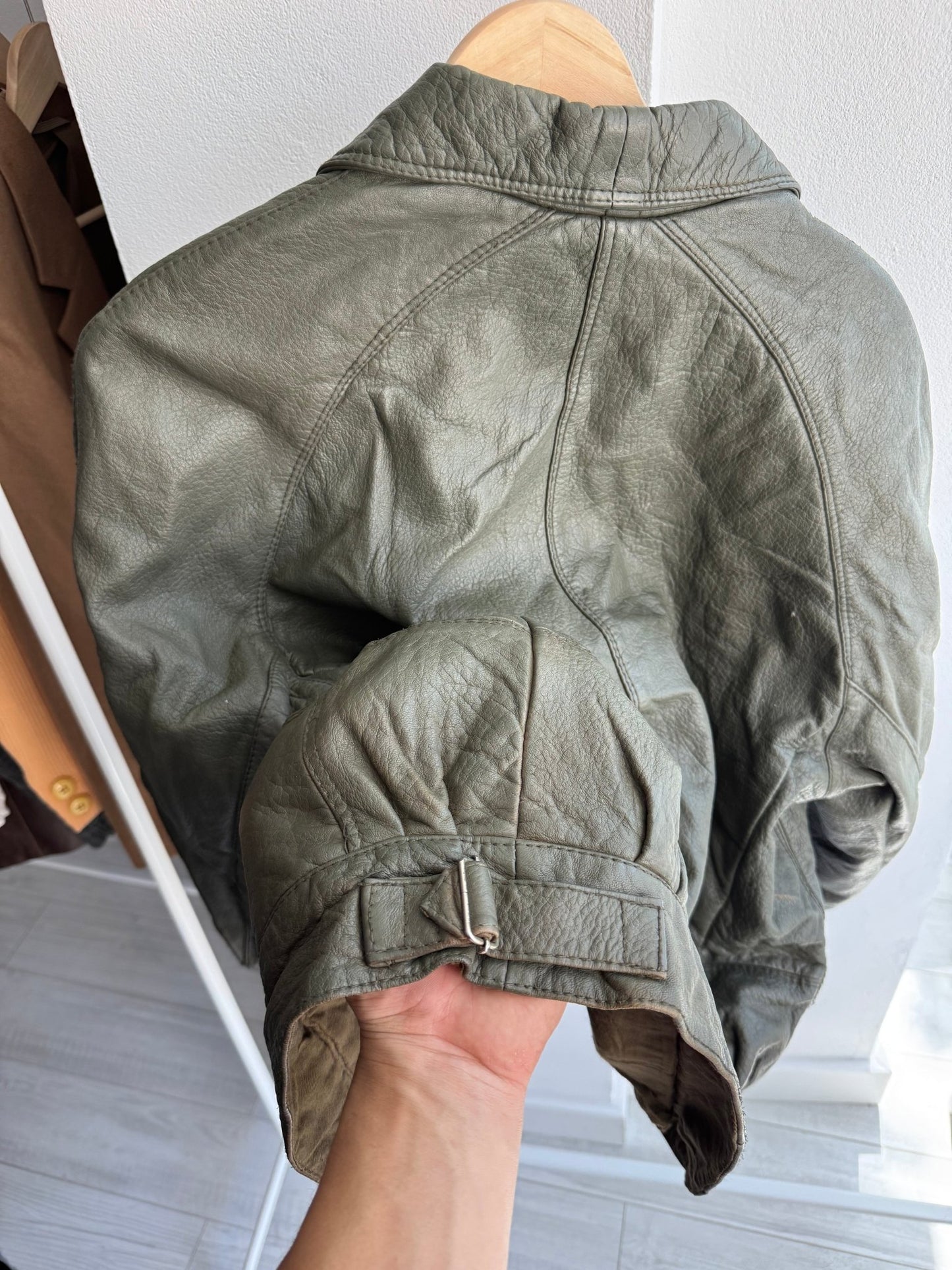 🌲 Geacă Vintage Bărbați din Piele Verde Faded – M (48) – Made in Italy - anbracaminte