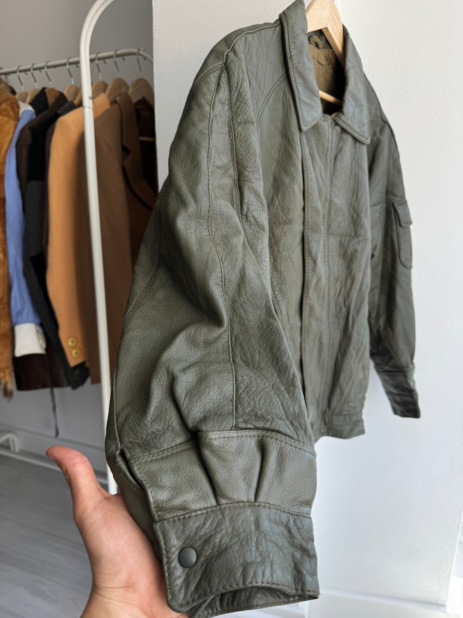 🌲 Geacă Vintage Bărbați din Piele Verde Faded – M (48) – Made in Italy - anbracaminte