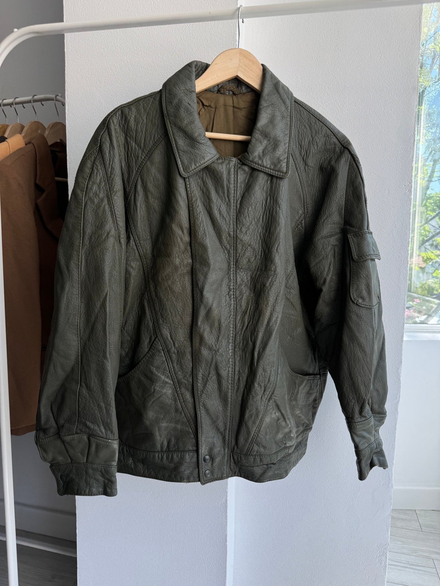 🌲 Geacă Vintage Bărbați din Piele Verde Faded – M (48) – Made in Italy - anbracaminte