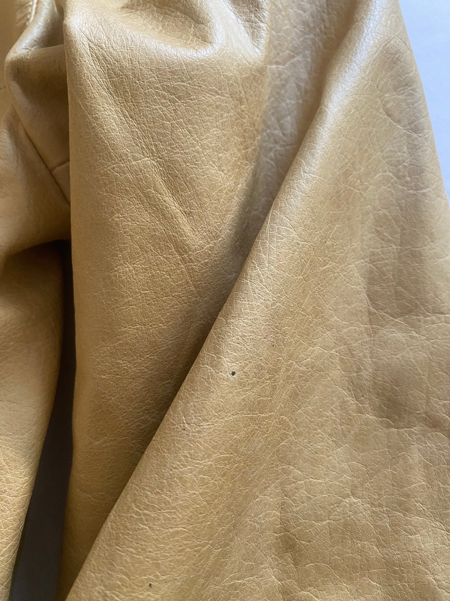 Geacă Vintage Crem din Piele – Made in Italy, Guler 70s - anbracaminte