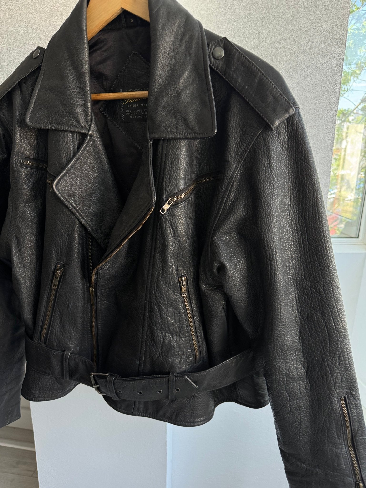 🏍️ Geacă Vintage Damă Biker din Piele Neagră – S (Oversized Fit) - anbracaminte