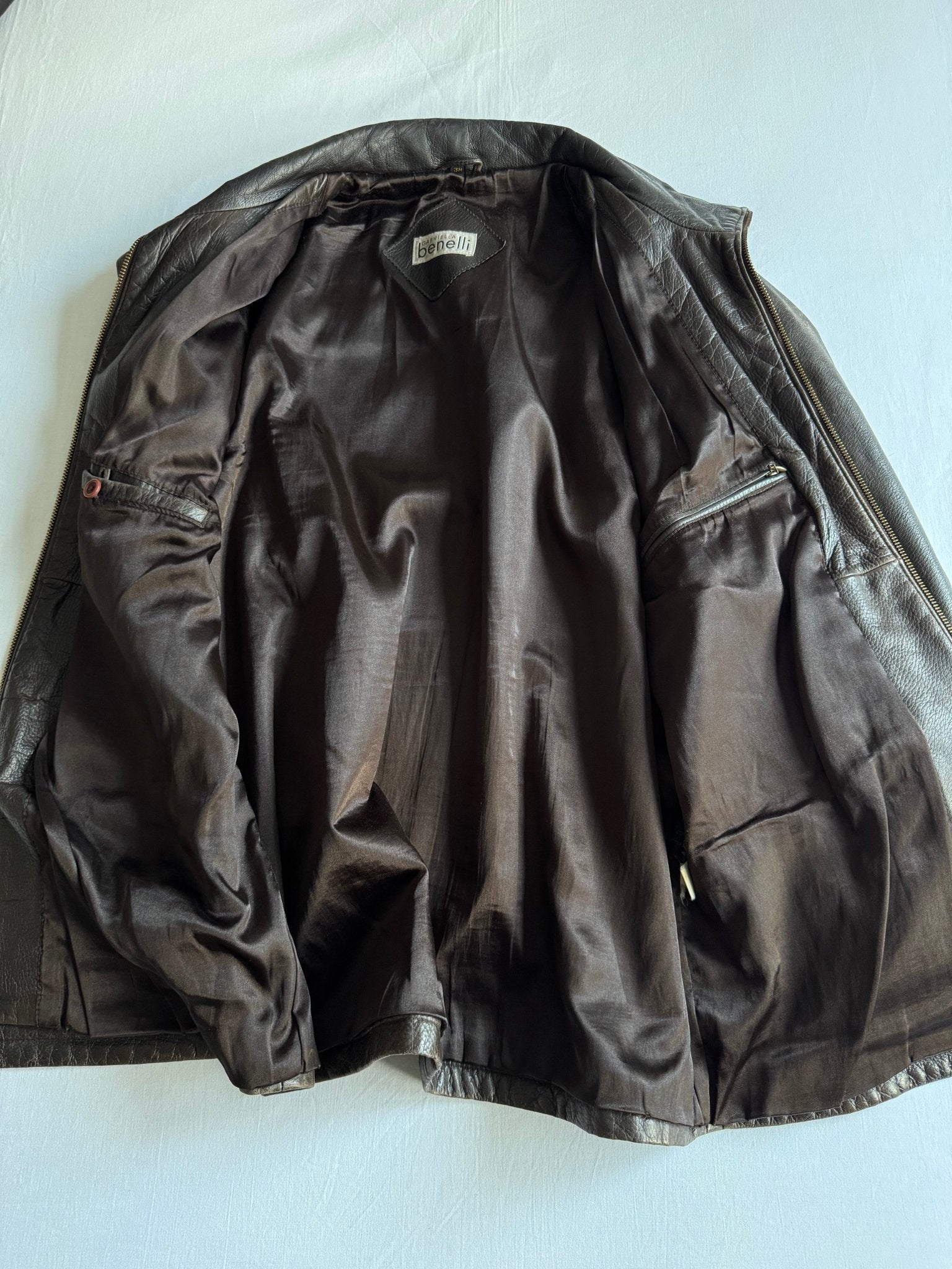 Geacă Vintage Damă din Piele Neagră Faded cu Patină Naturală – M (EU 38) - anbracaminte