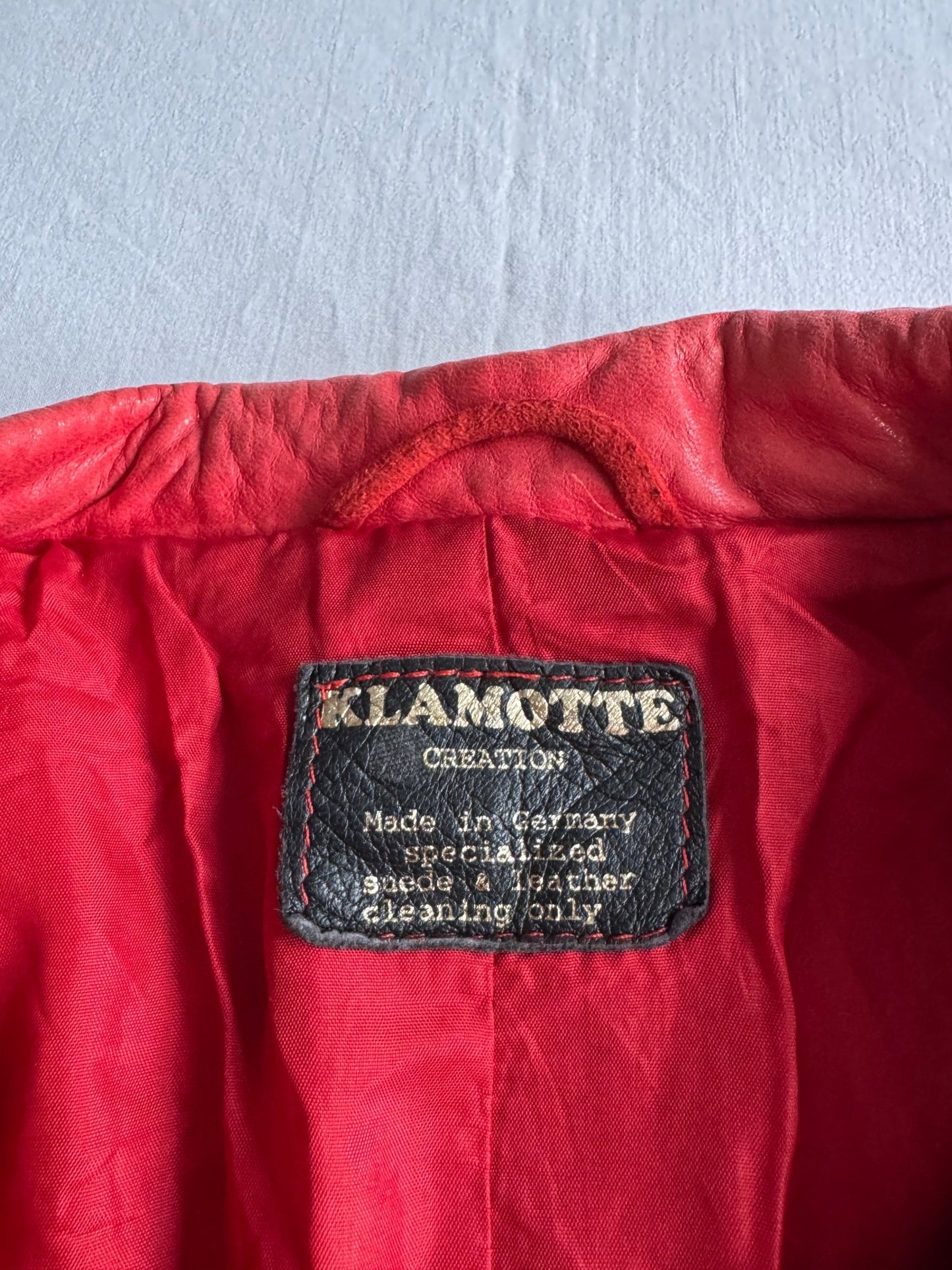 🍒 Geacă Vintage Damă din Piele & Suede Roșu – Made in Germany – M/L - anbracaminte