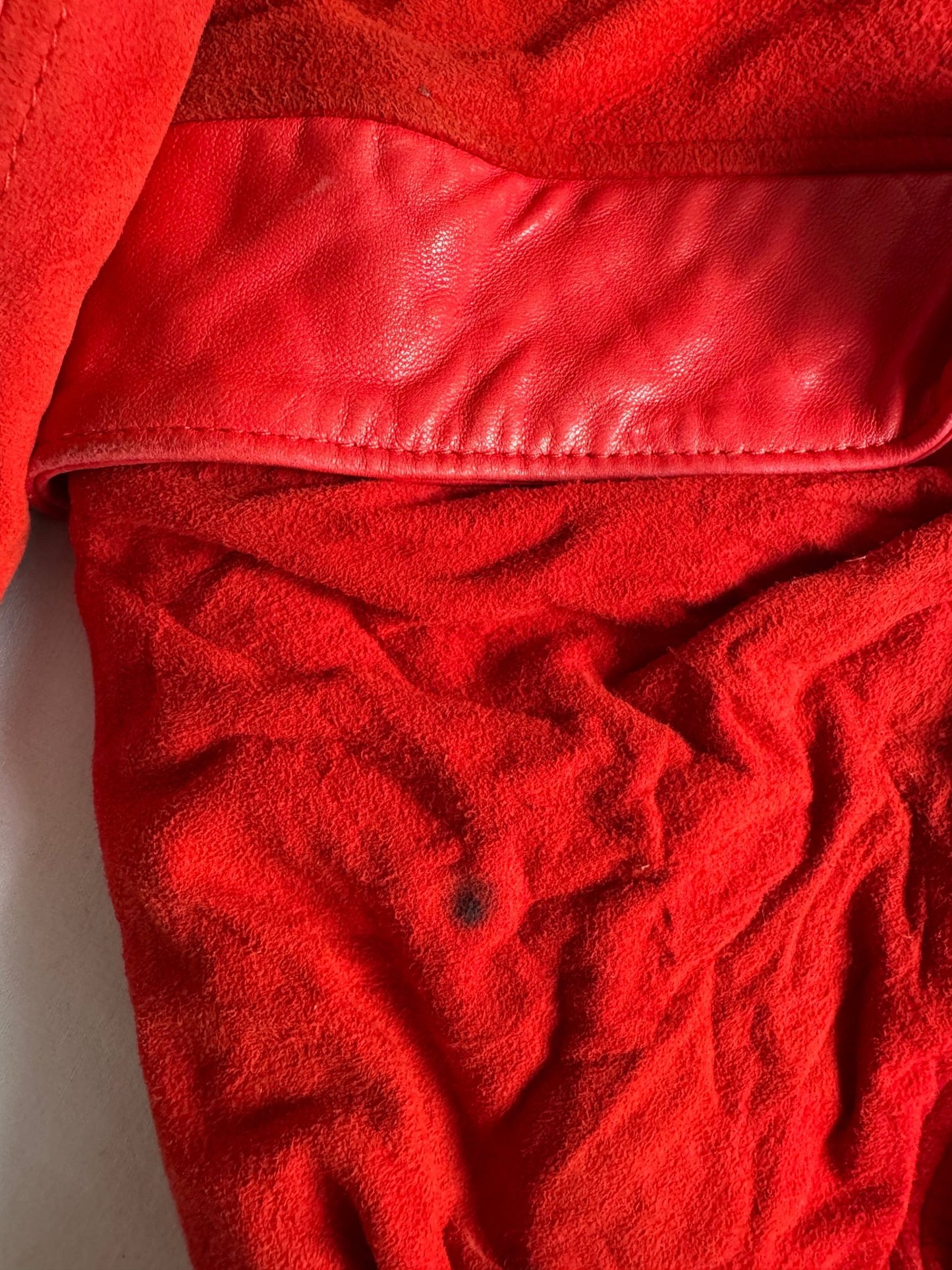 🍒 Geacă Vintage Damă din Piele & Suede Roșu – Made in Germany – M/L - anbracaminte
