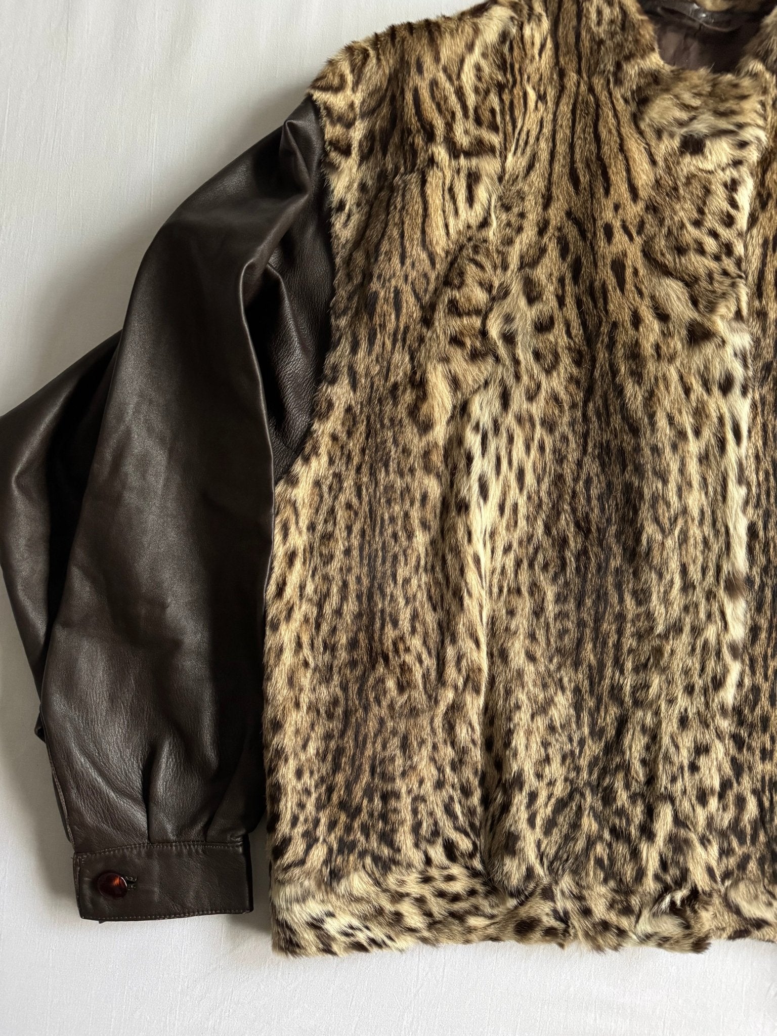 🐅 Geacă vintage din blană reală cu mâneci din piele maro – Made in Italy (Mărime aproximativă L) - anbracaminte