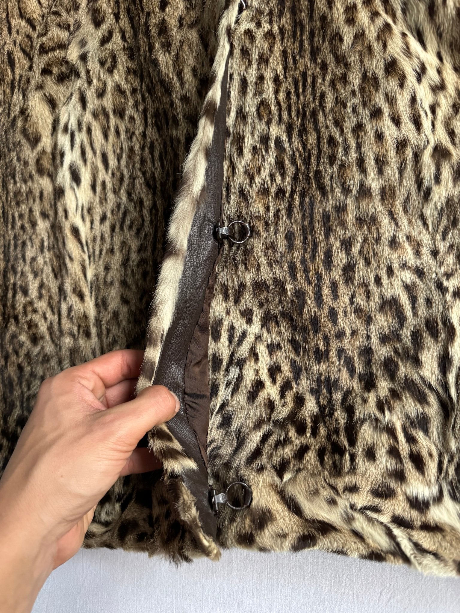 🐅 Geacă vintage din blană reală cu mâneci din piele maro – Made in Italy (Mărime aproximativă L) - anbracaminte