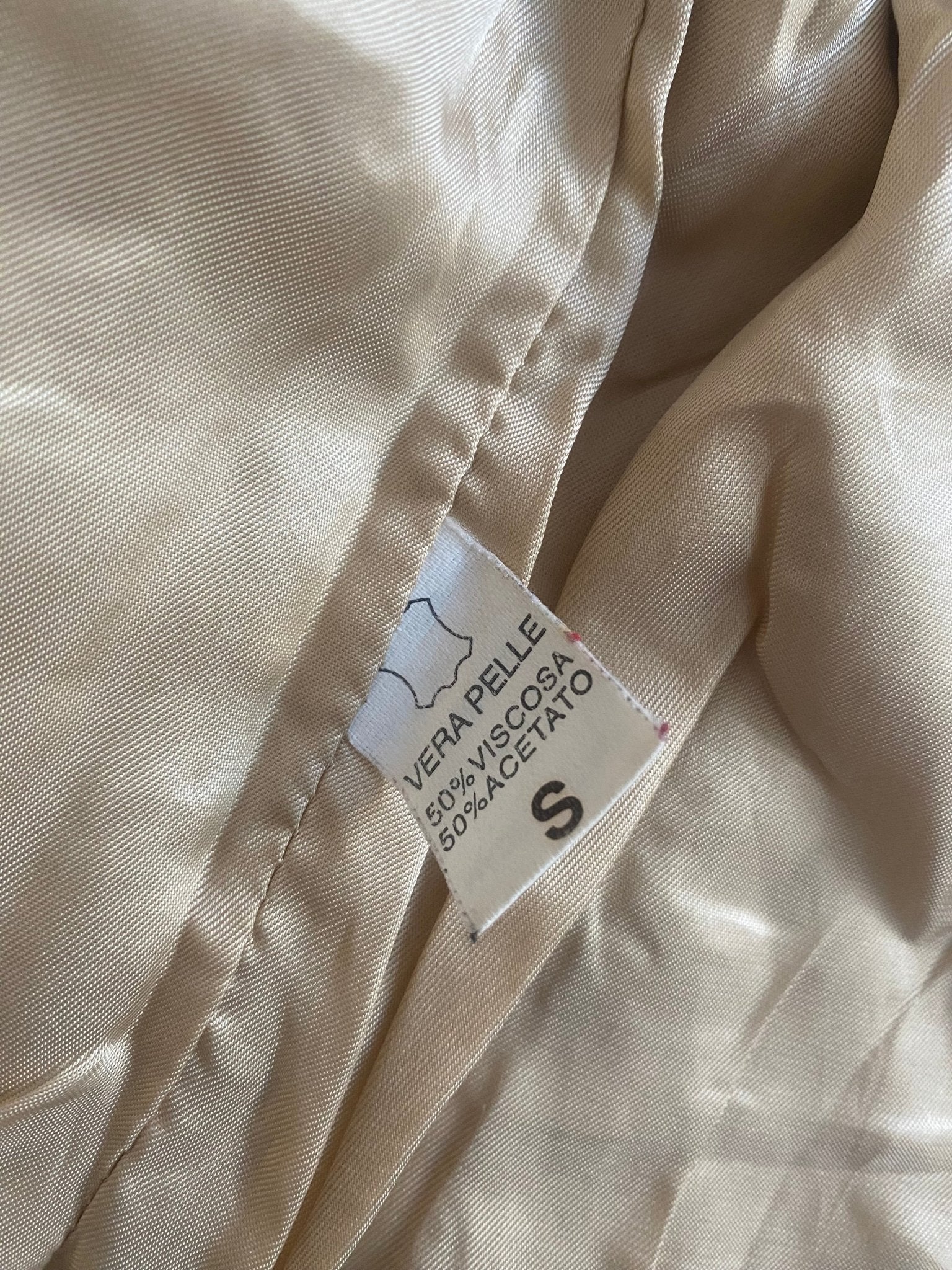 🧥 Geacă Vintage din Piele Crem – Made in Italy, Guler Stil Anii '70 – Mărimea S Femei - anbracaminte