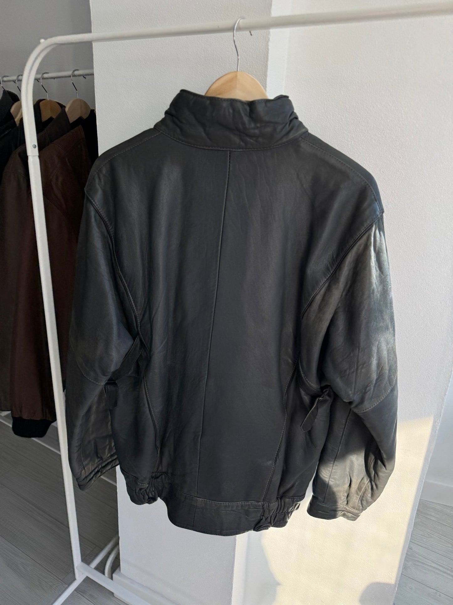🩶 Geacă Vintage din Piele Gri Faded cu Curele Reglabile – M (48) – Made in Italy - anbracaminte