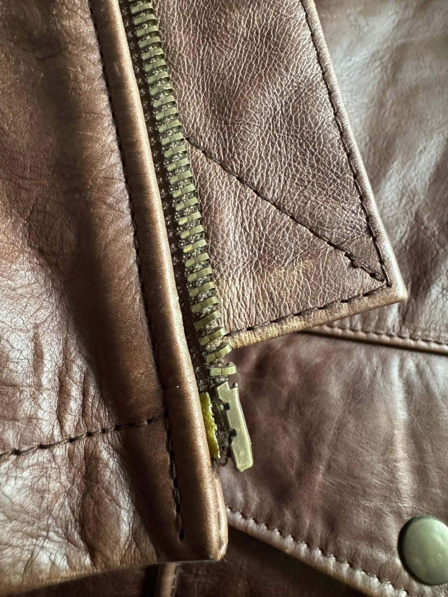 🧥 Geacă Vintage din Piele Maro cu Guler și Căptușeală Detasabilă din Faux Shearling – Mărime M (Made in Italy) - anbracaminte
