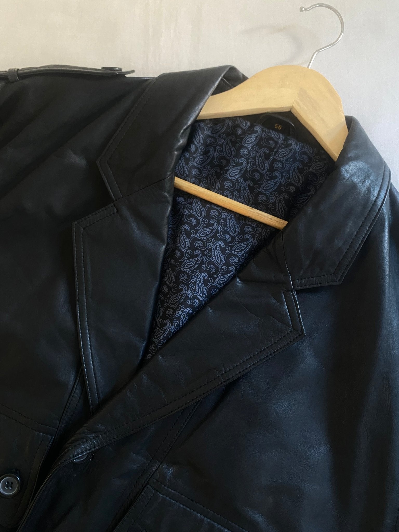Geacă Vintage din Piele Neagră – Men’s L – Mărime 50 - anbracaminte