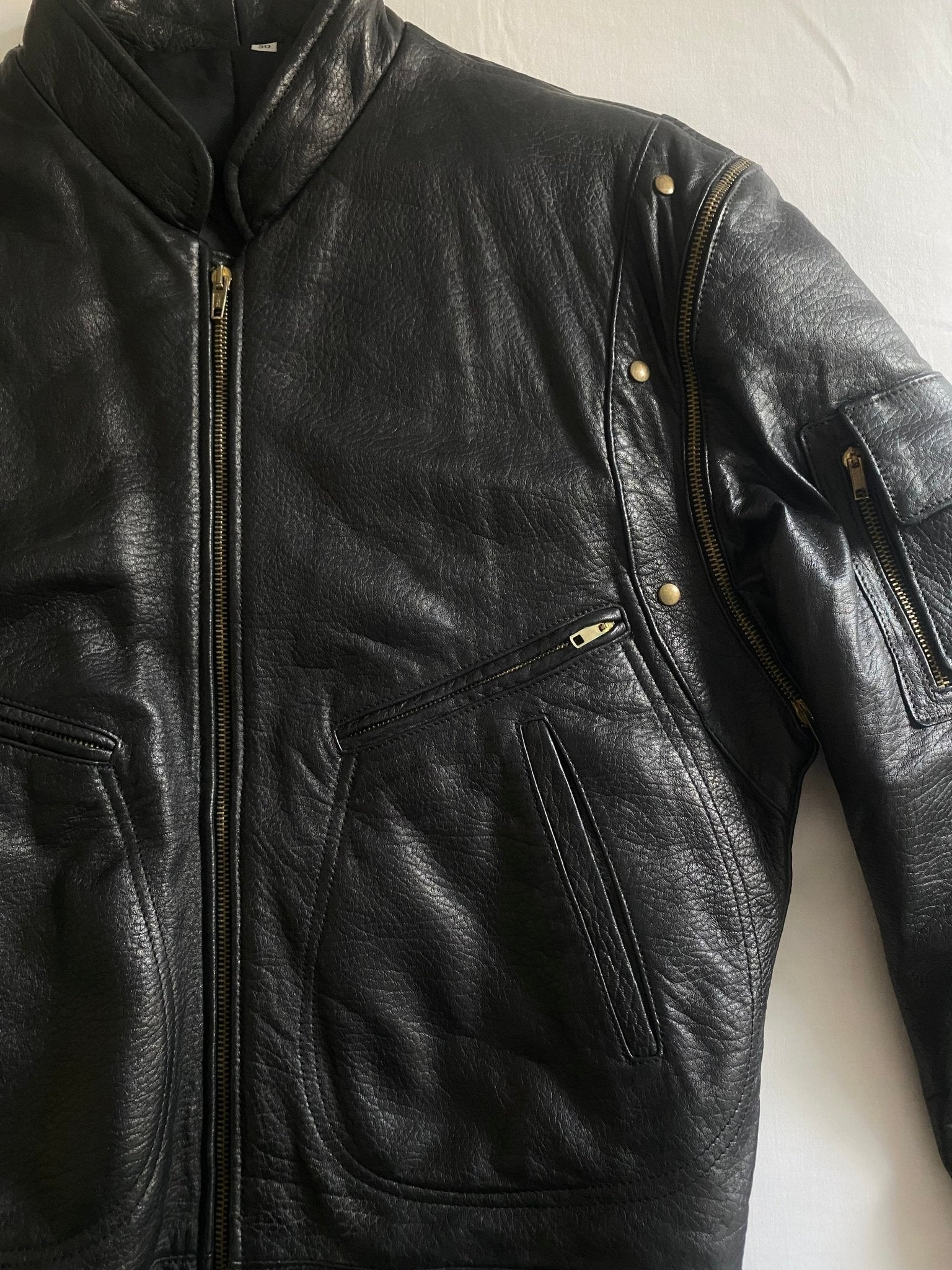 Geacă Vintage Neagră din Piele – Mâneci Detașabile, Made in Italy - anbracaminte