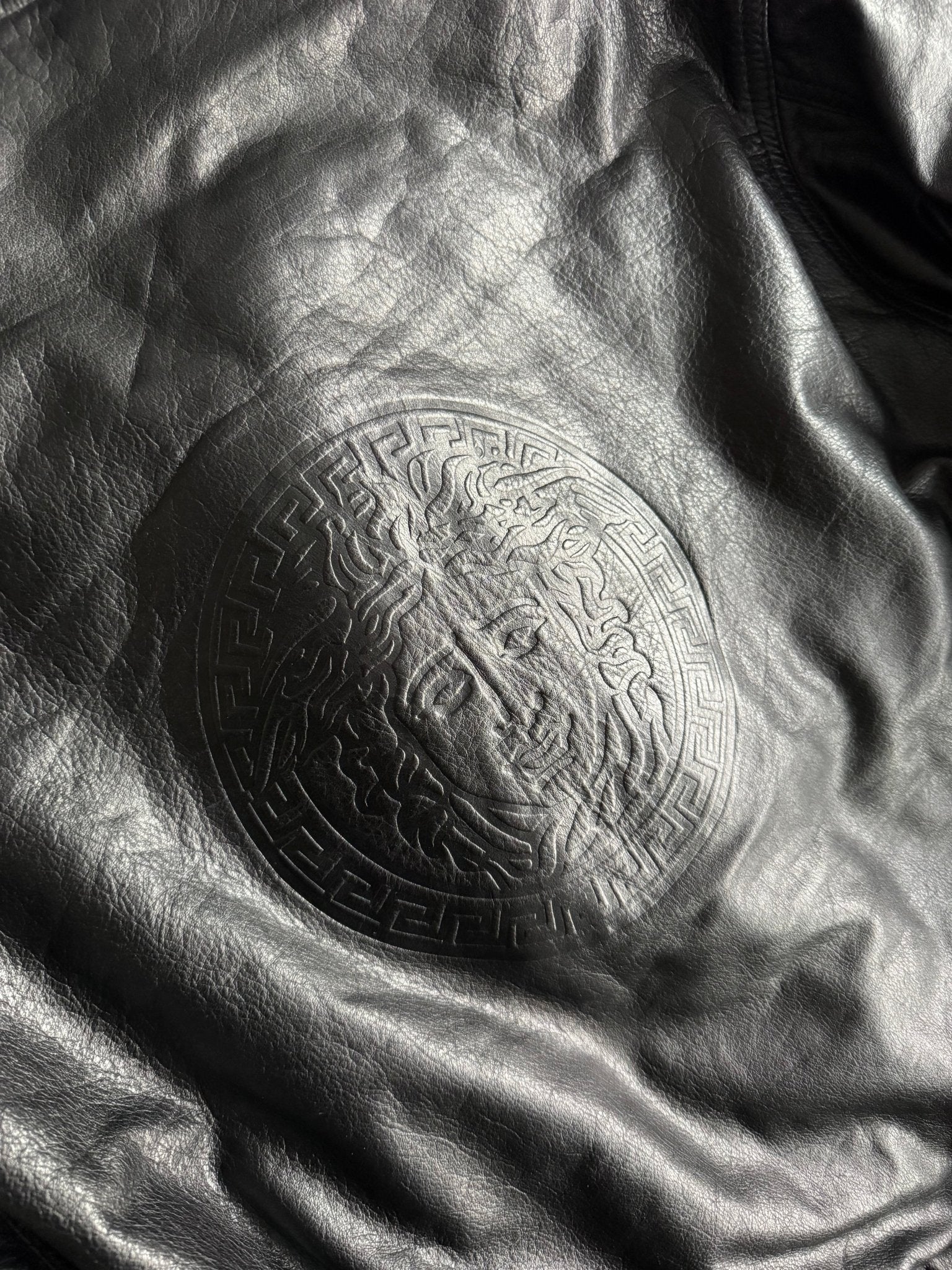 🐍 Geacă vintage Versace din piele reversibilă - Made in Italy (L) - anbracaminte