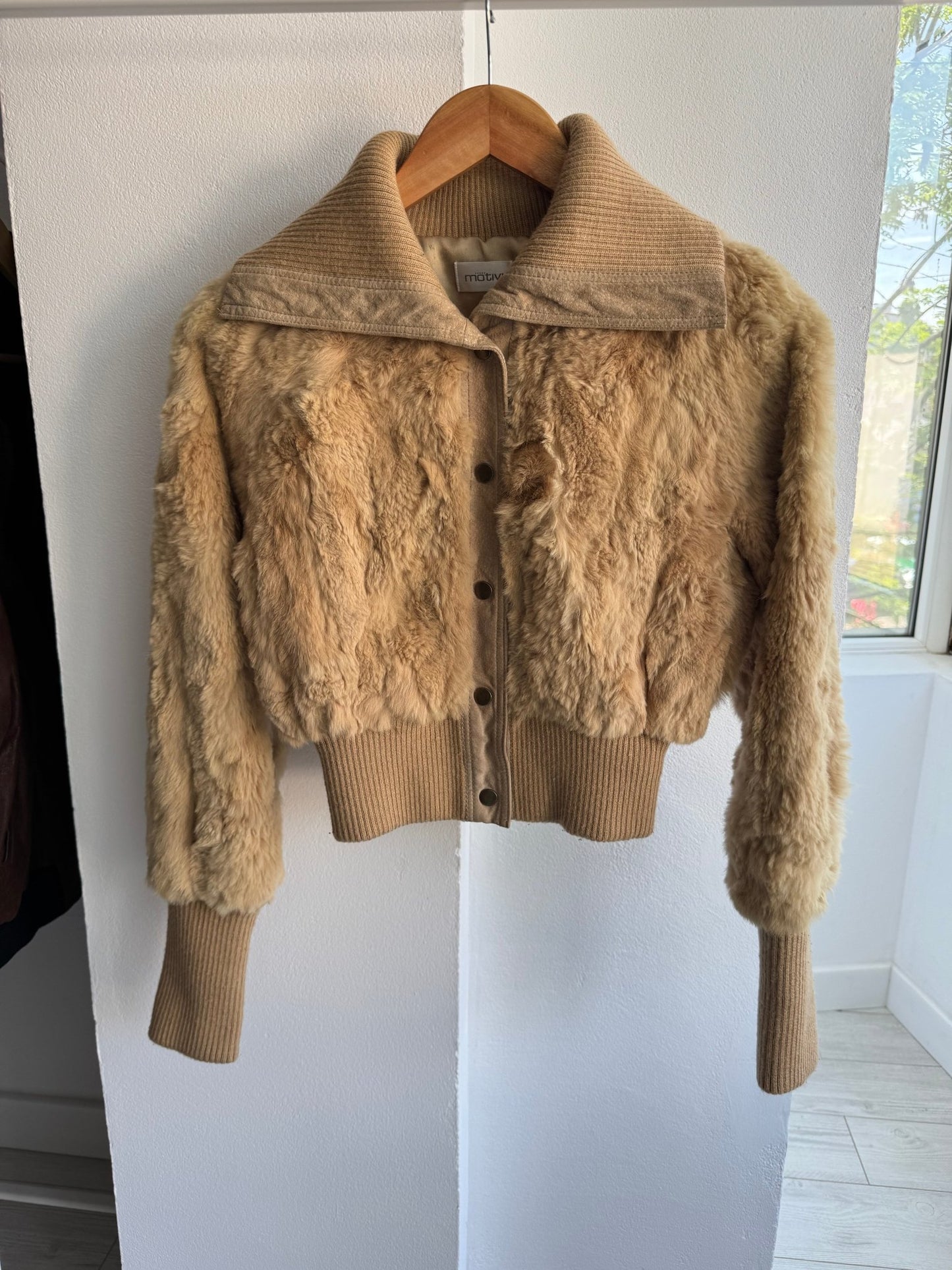 🐰 Geacă Y2K Damă din Blană de Iepure – Cropped Fit - XS / S - anbracaminte