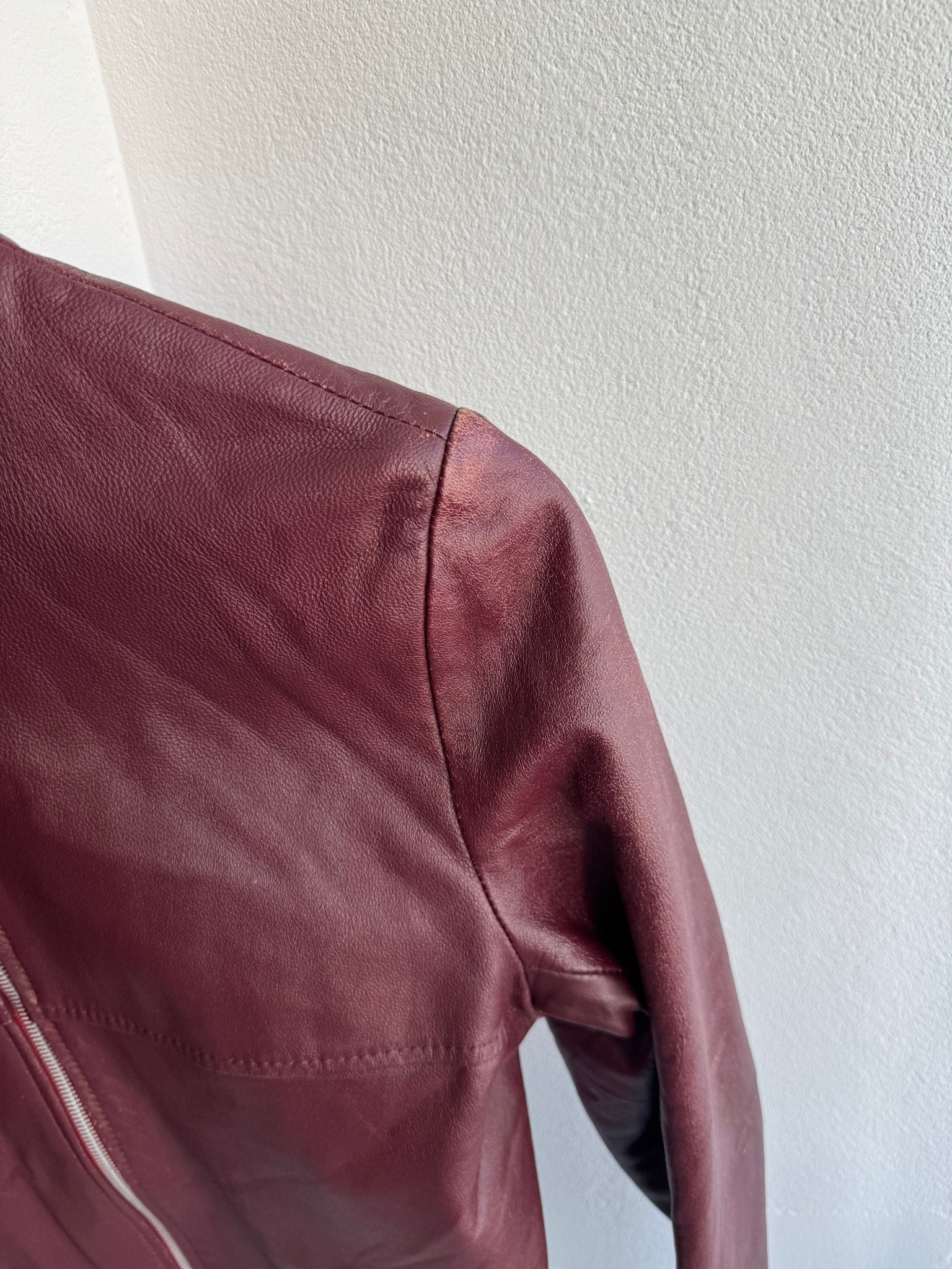 🍷 Geacă Y2K Damă din Piele Burgundy Închis – M – Made in Italy - anbracaminte