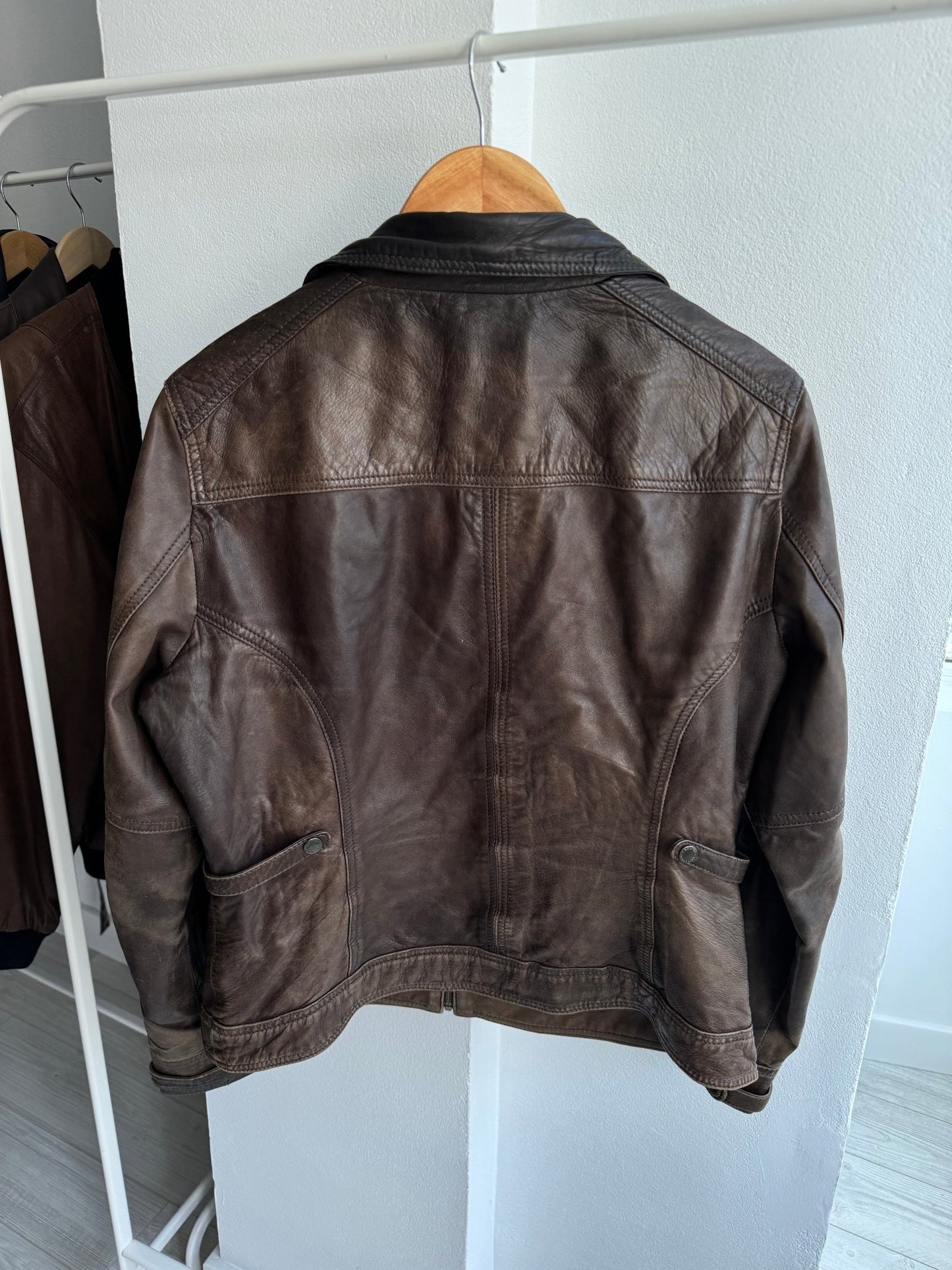 🤎 Geacă Y2K Damă din Piele de Miel Maro – Faded & Patina – M/L - anbracaminte