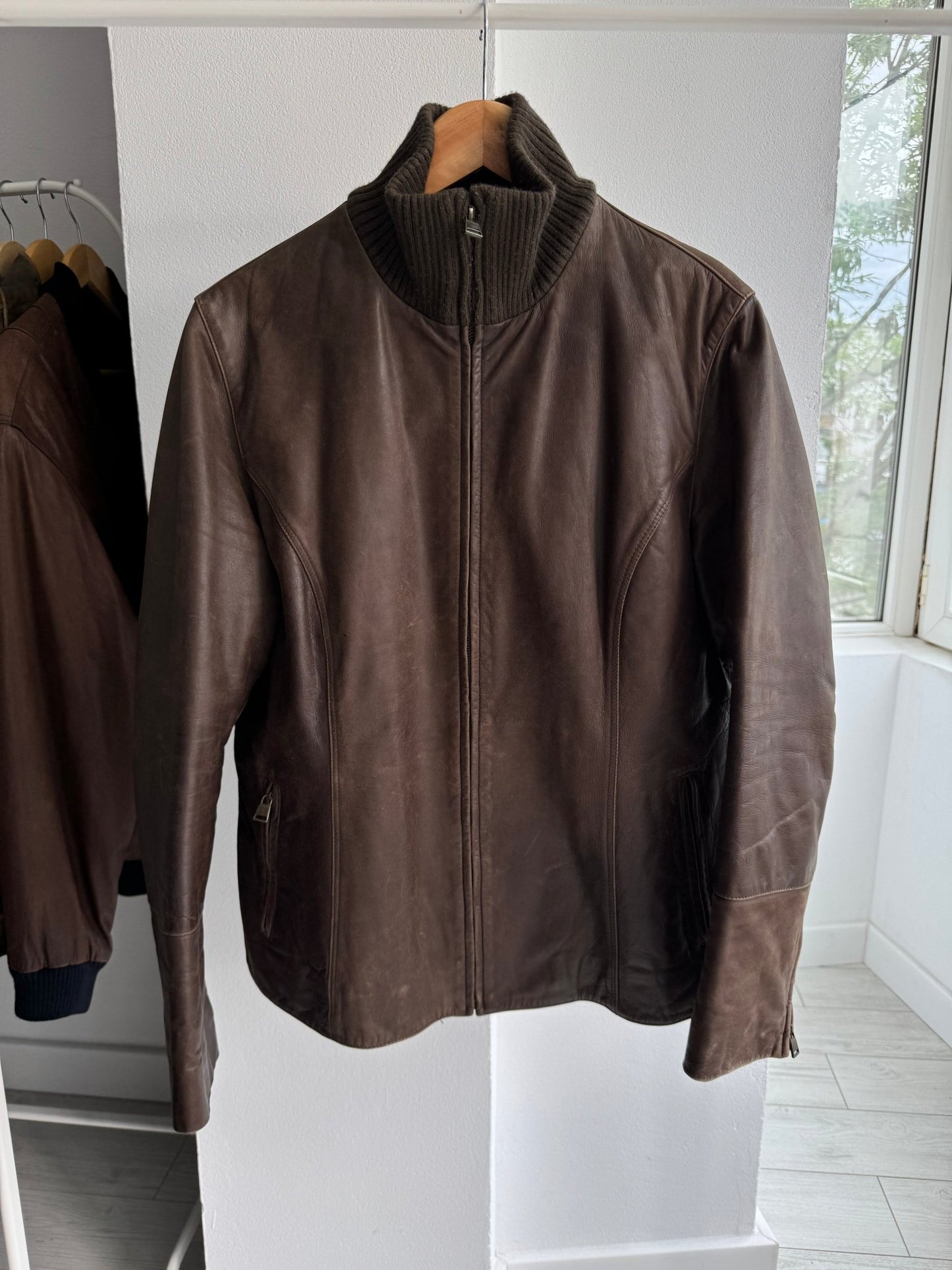 🧥 Geacă Y2K Damă din Piele Maro cu Patină Naturală – IT 48 (XL) – Made in Italy - anbracaminte