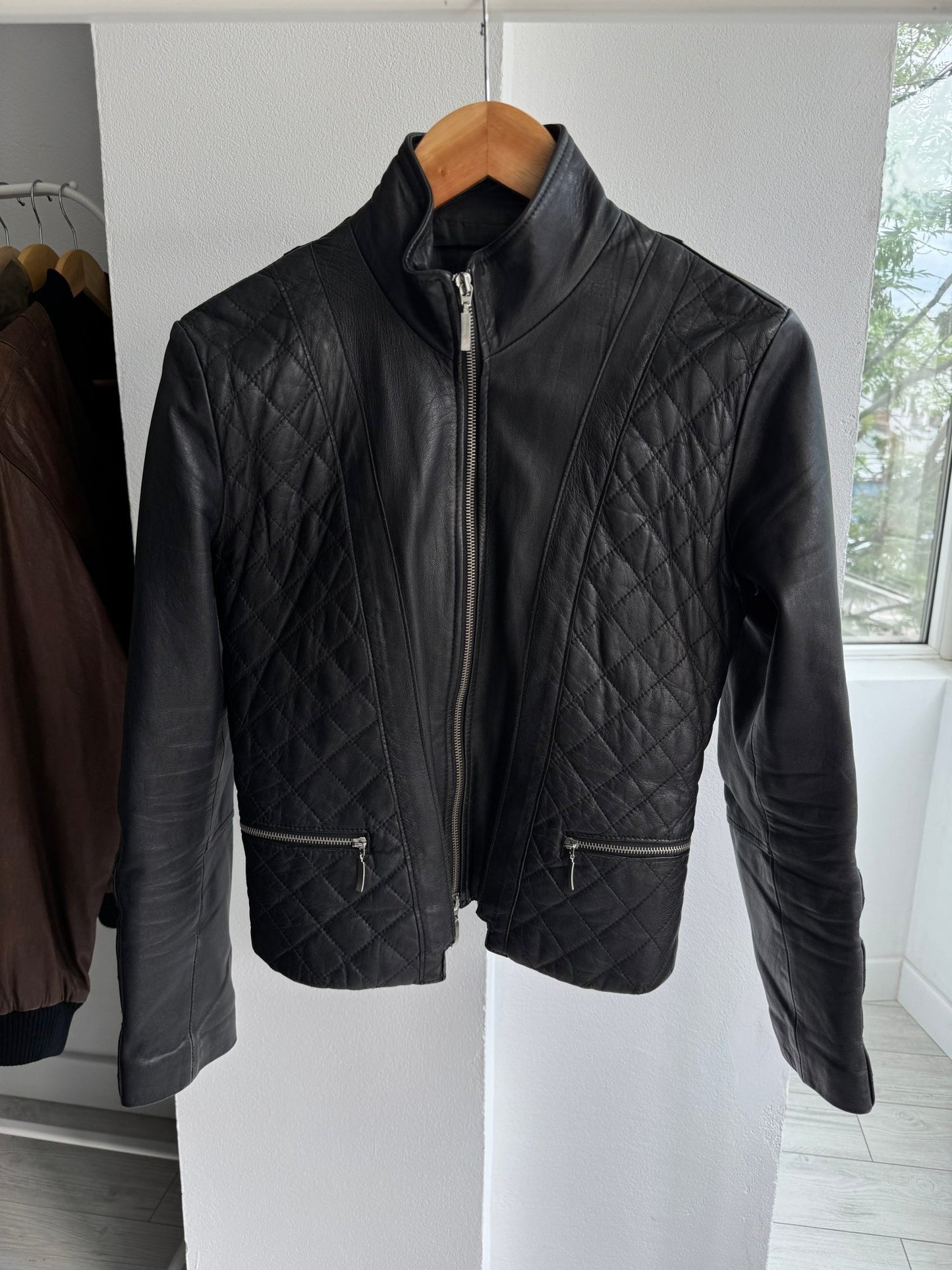 🏍️ Geacă Y2K Damă din Piele Neagră – IT 44 (M) – Made in Italy - anbracaminte
