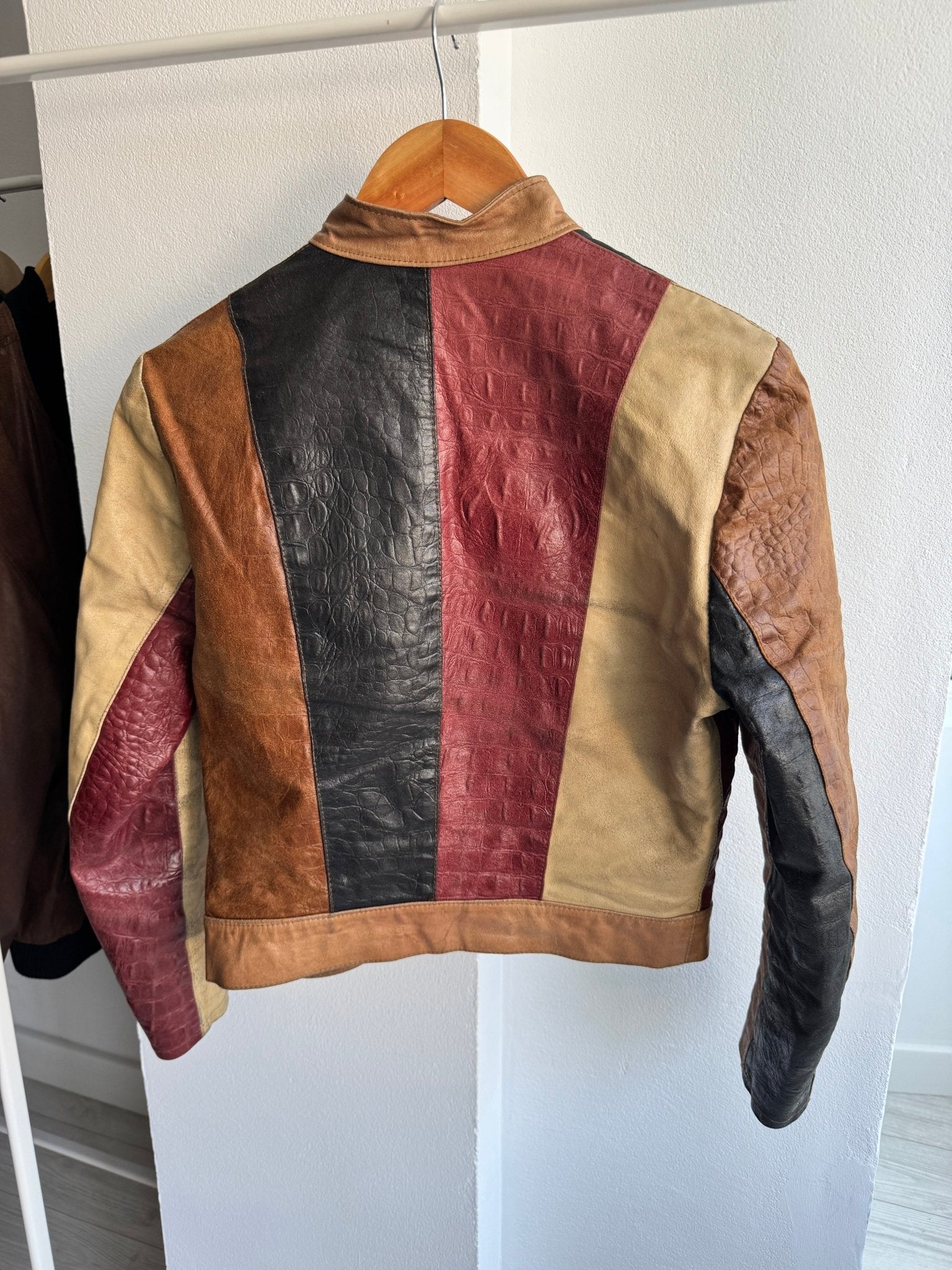 ☀️ Geacă Y2K Damă din Piele Patchwork – M – Made in Italy - anbracaminte