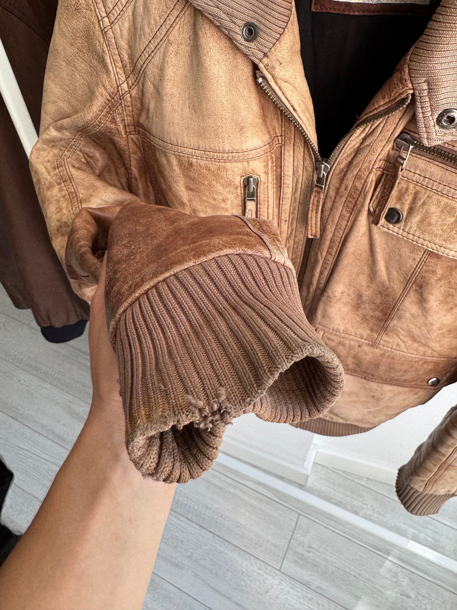 🤎 Geacă Y2K din Piele de Miel Maro – L (Faded & Patina) - anbracaminte