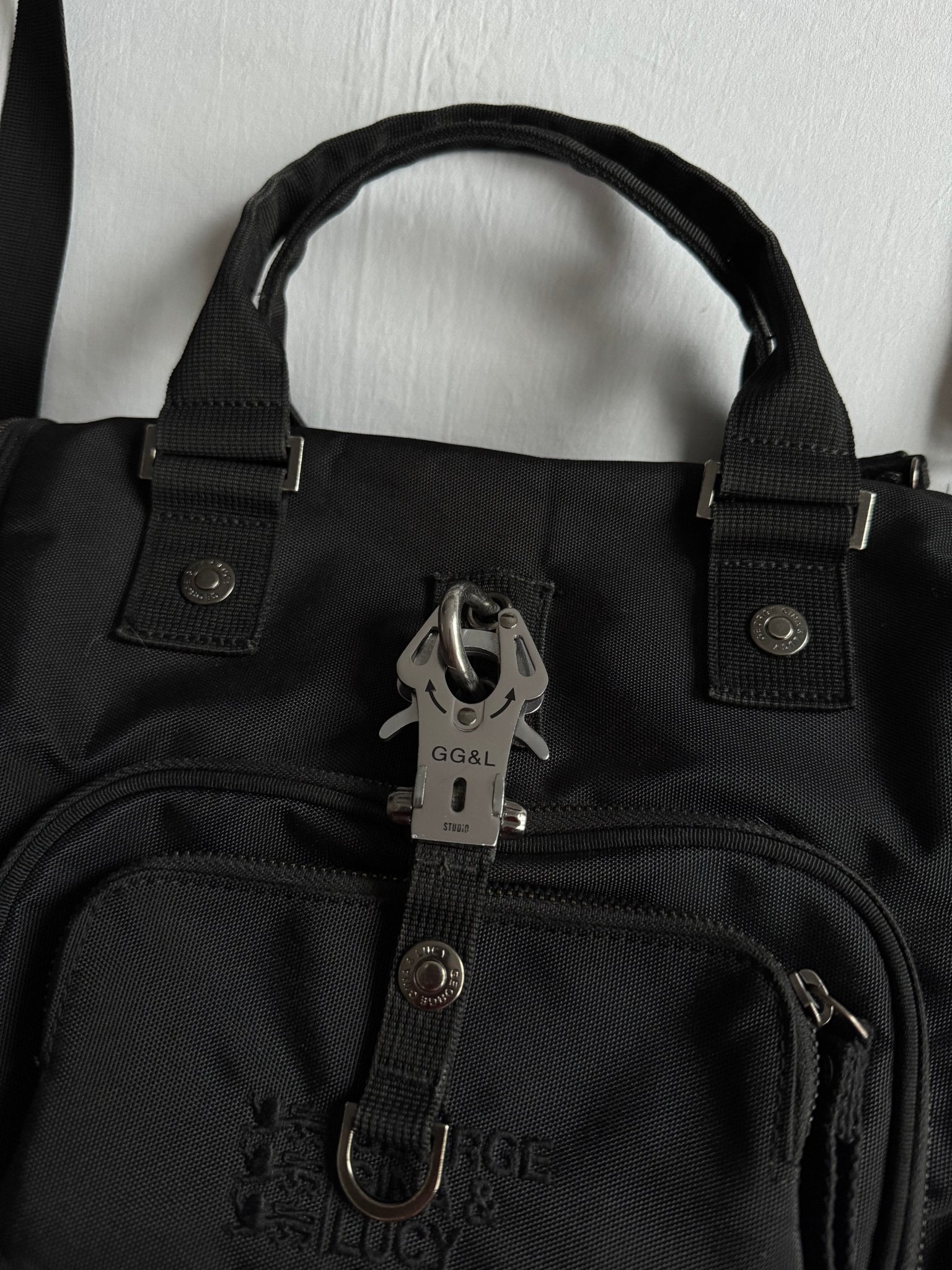 👜 Geantă Y2K George Gina & Lucy The Box Bag - anbracaminte