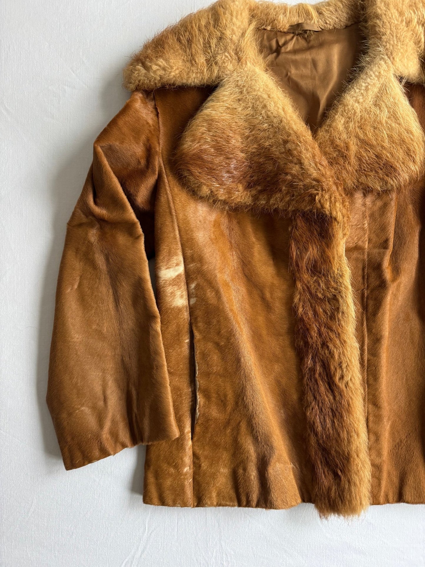 🧥 Haină vintage tip Pea Coat din piele cu păr natural de vacă și blană de vulpe (Mărime aproximativă - M Femei) - anbracaminte