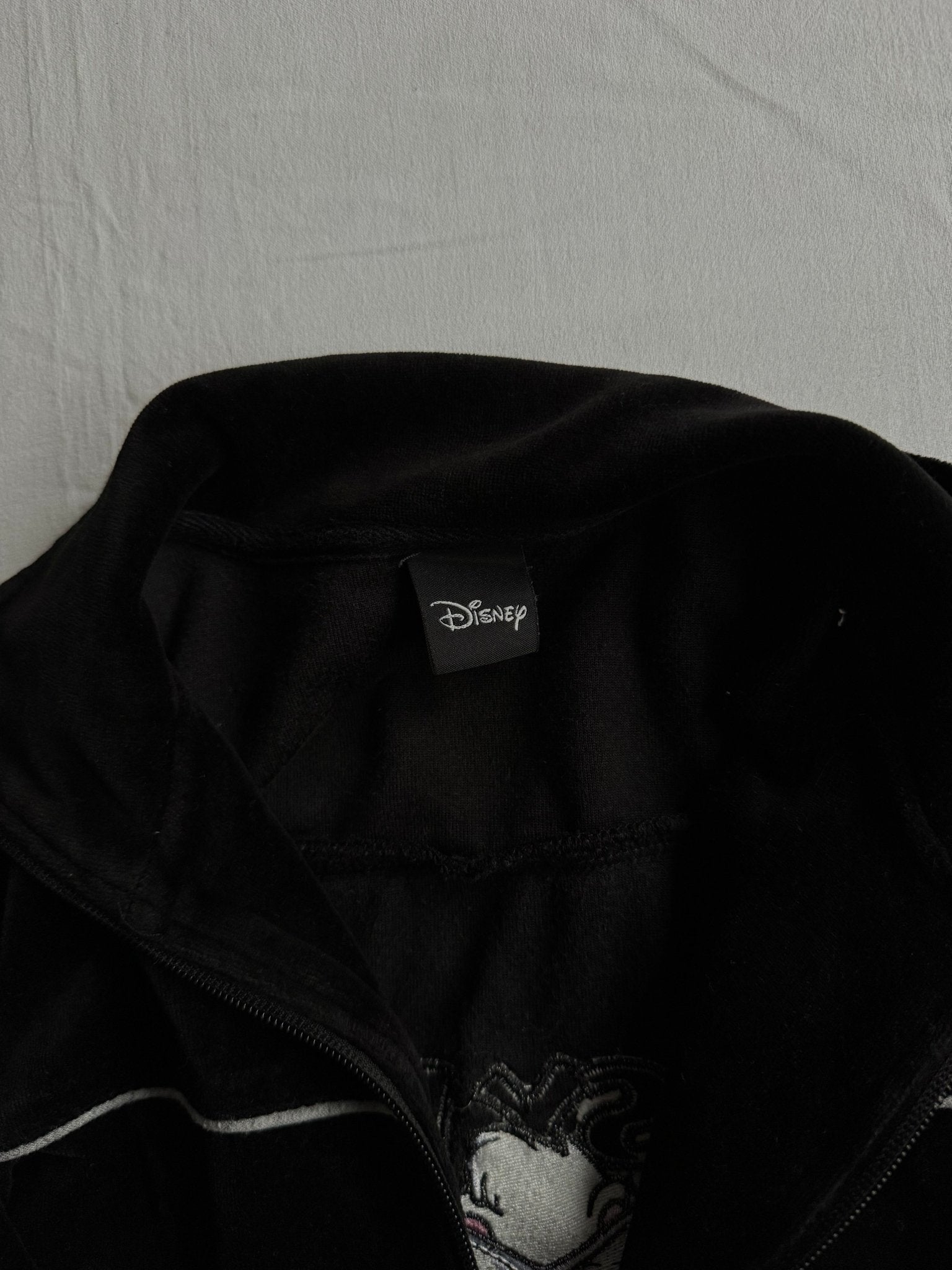 🩰 Hanorac velvet Y2K cu broderie Daisy Duck pe spate – mărime S Femei - anbracaminte