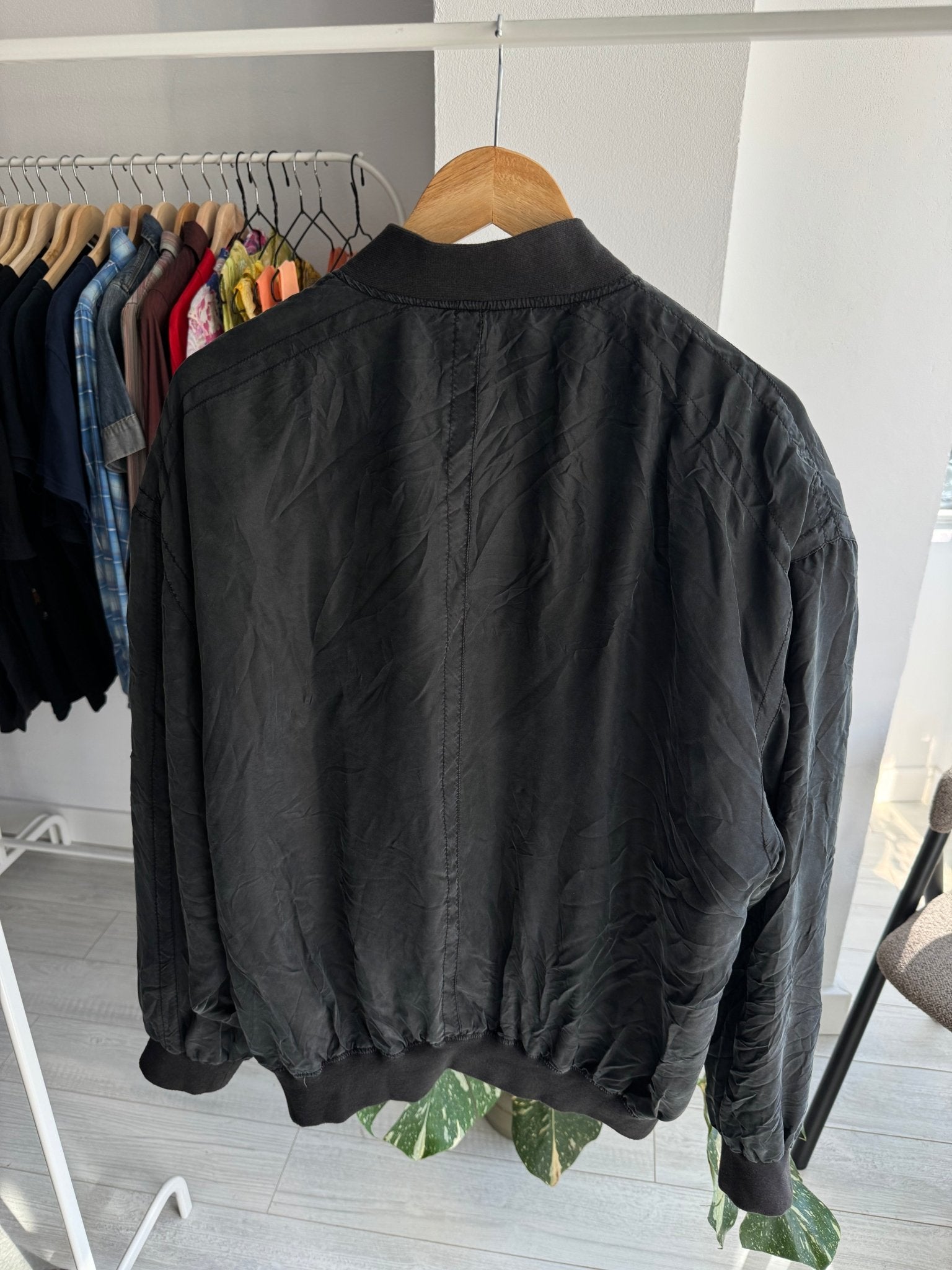 💣 Jachetă Bomber Mătase Naturală Neagră Vintage | 100% Silk | Cropped si Boxy - anbracaminte